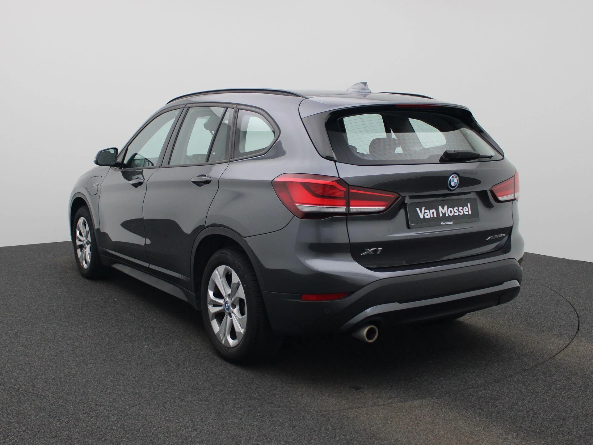 BMW X1 xDrive25e (162 kW)
