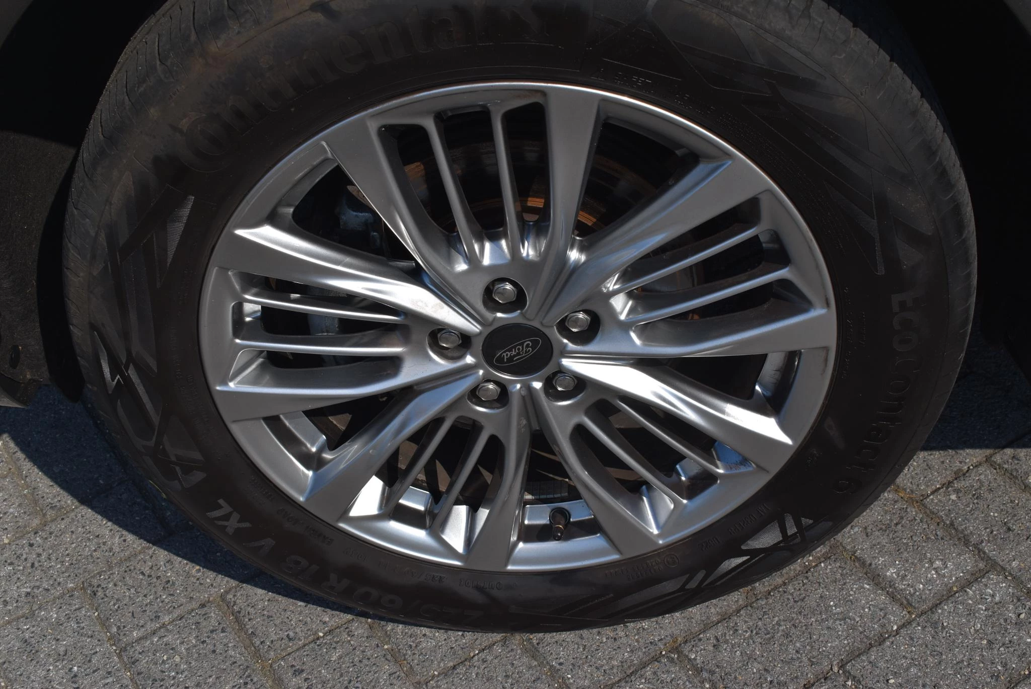 Ford-Kuga-image-8