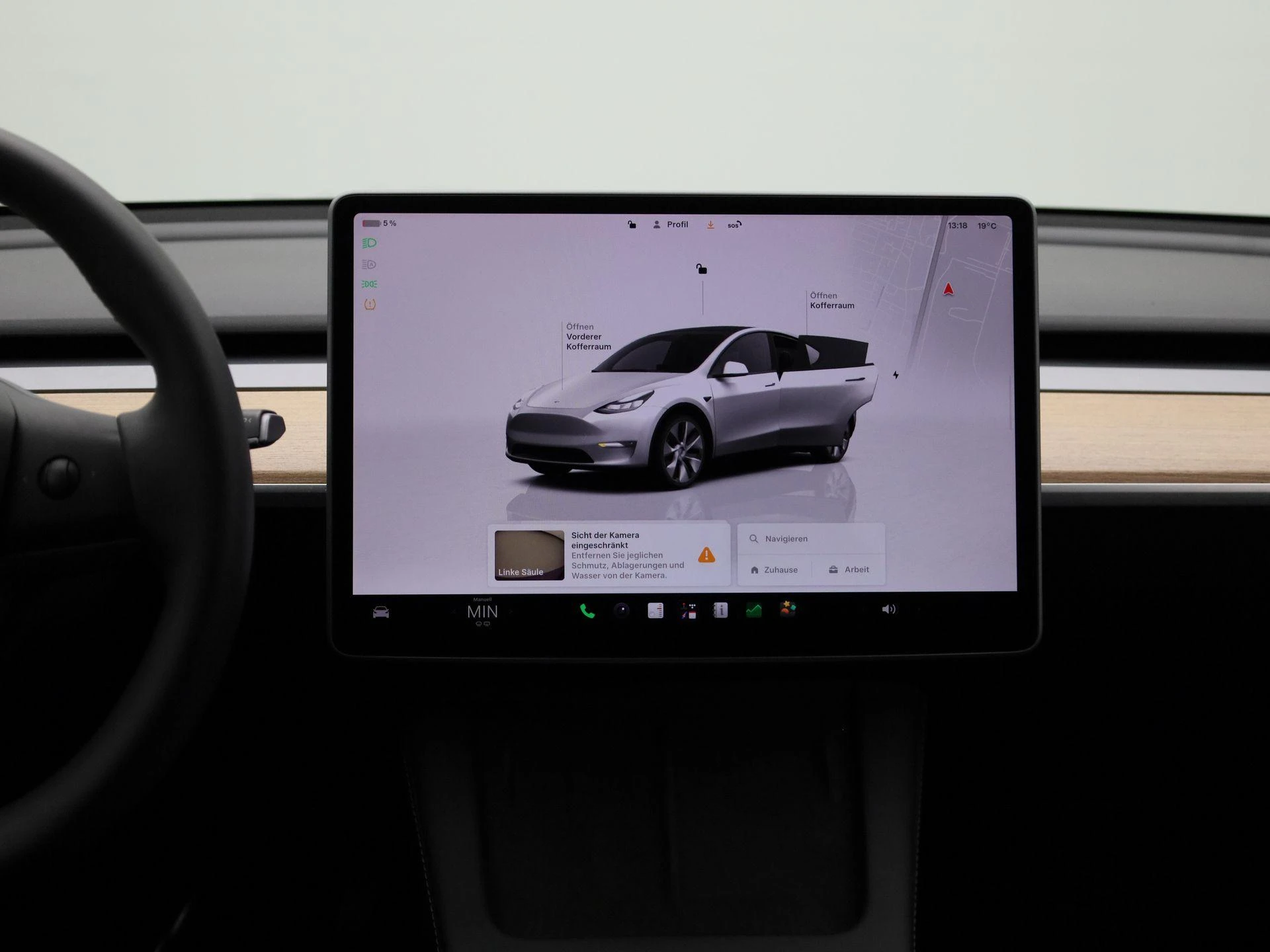 Tesla-Model Y-image-7