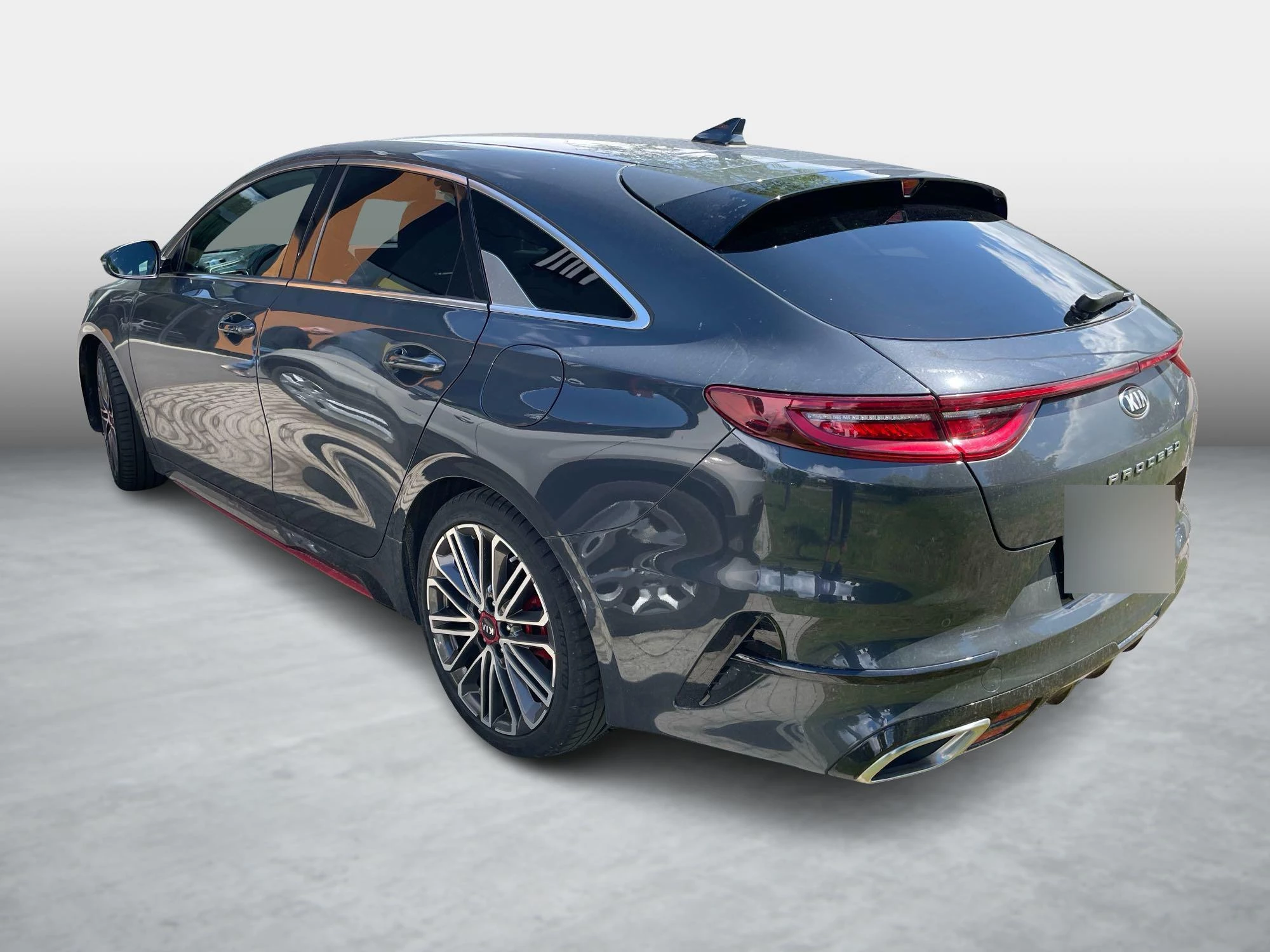 Kia ProCeed GT 1.6 T-GDI 204 DCT ISG