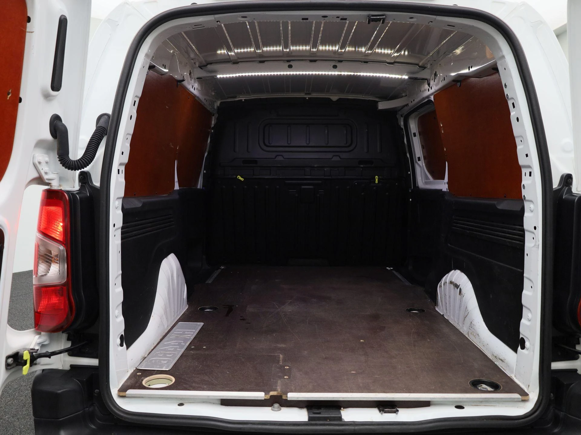 Opel-Combo-image-16