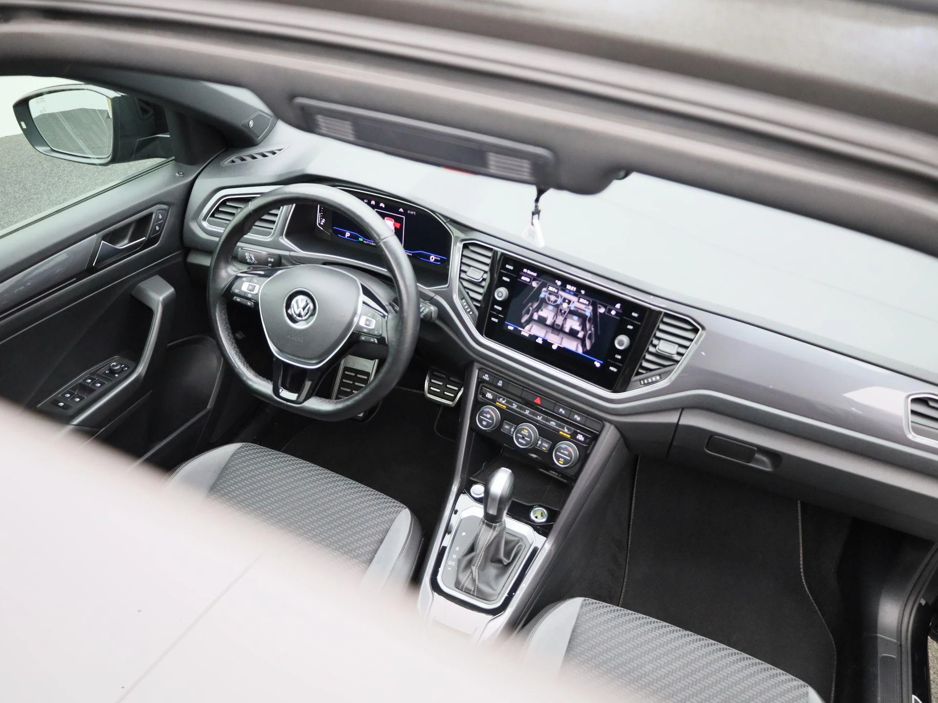 Volkswagen T-Roc 1.5 TSI Sport Business R