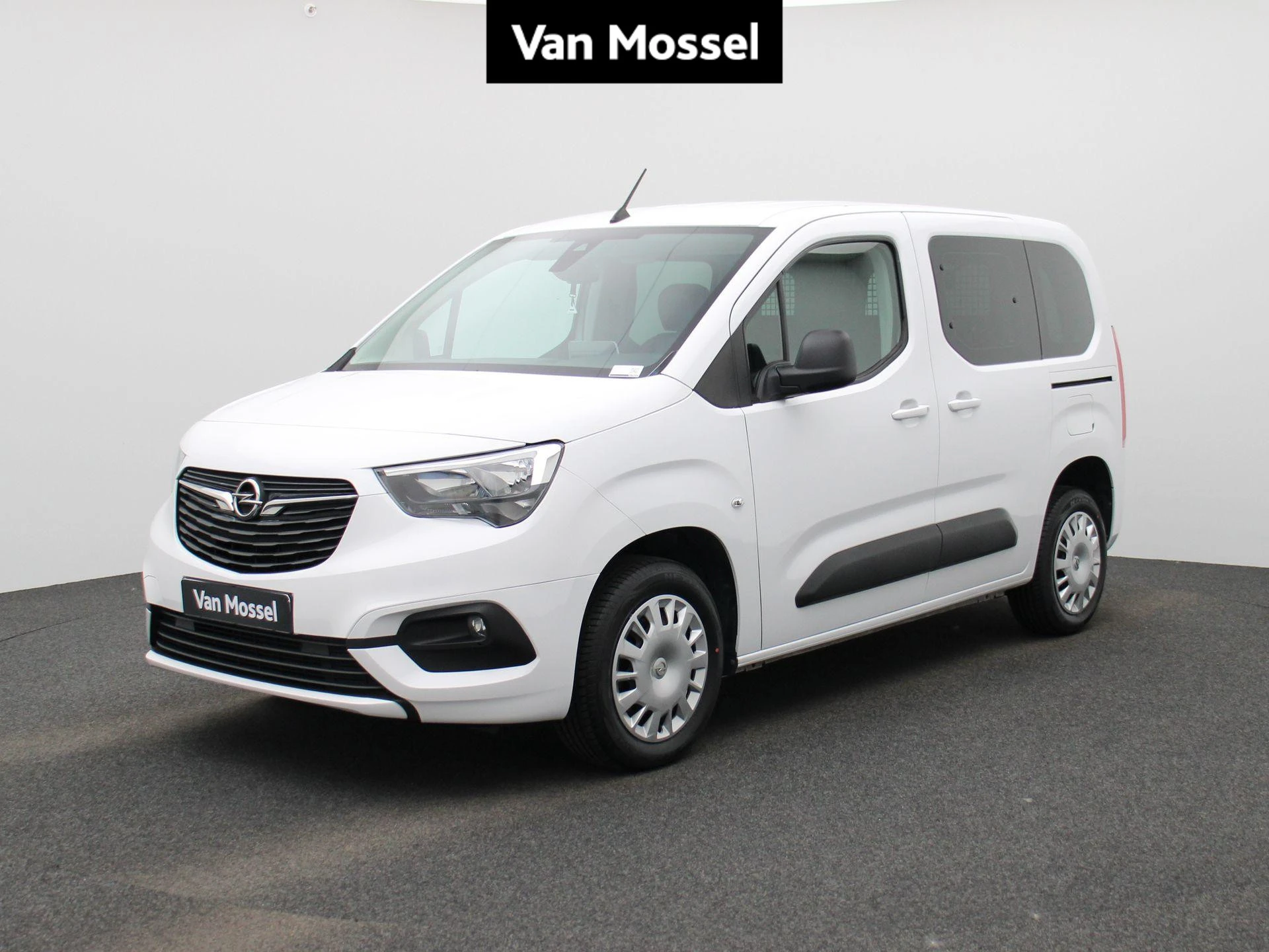Opel-Combo Life-image-0