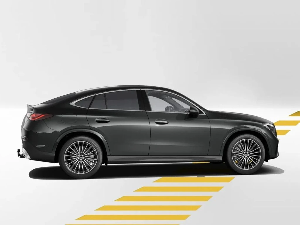 Mercedes-Benz-GLC 300 e-image-7
