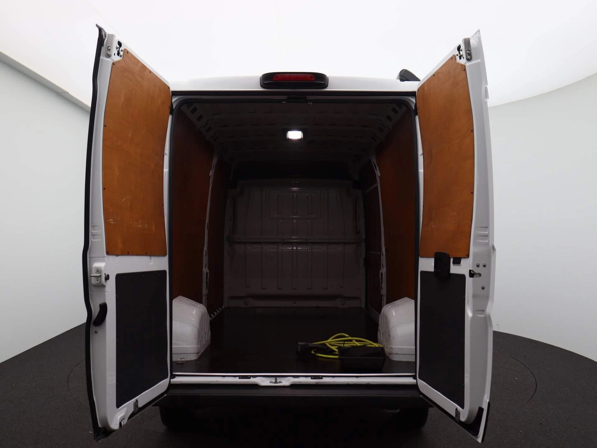 Fiat-E-Ducato-image-12