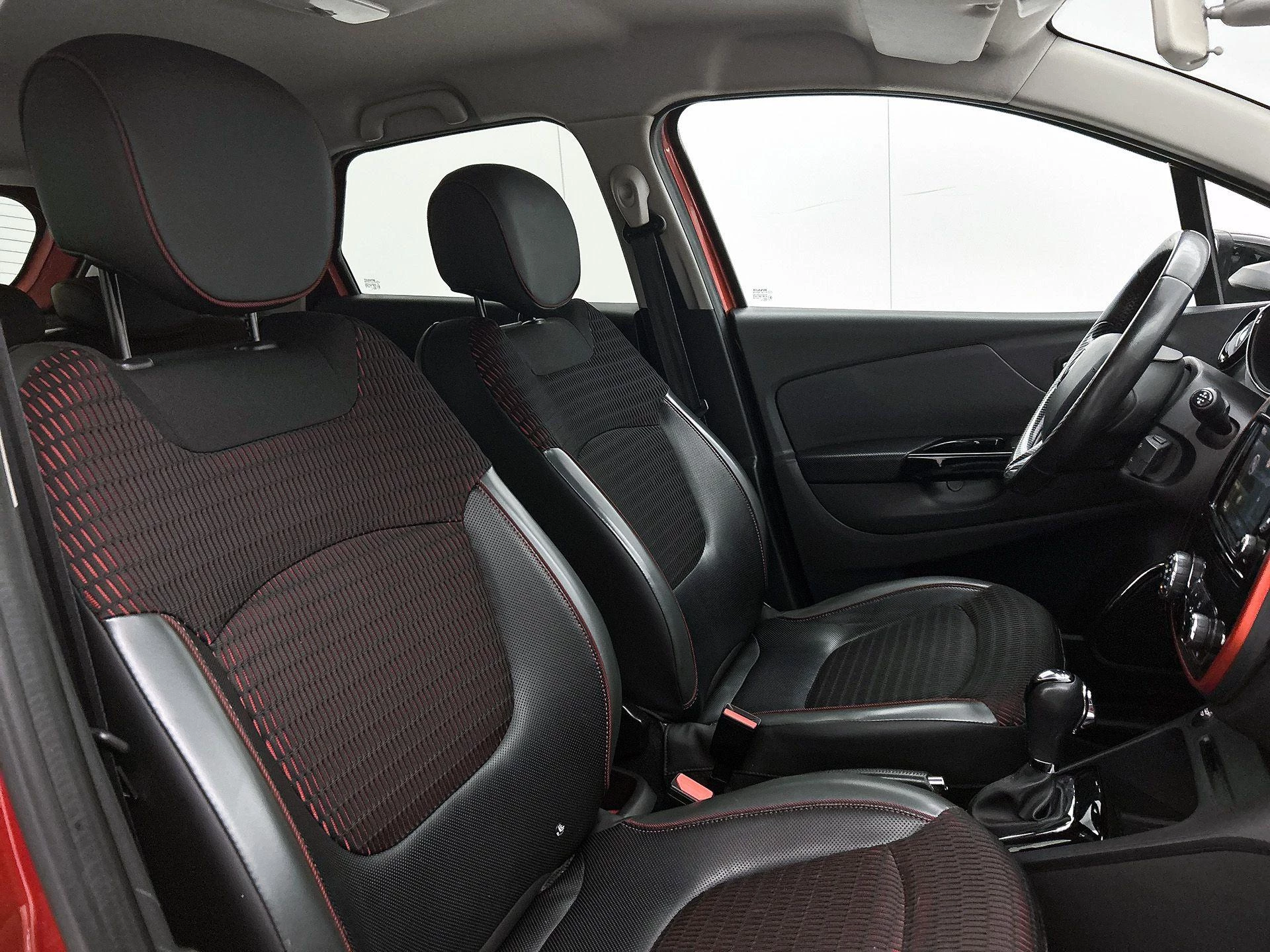 Renault-Captur-image-31