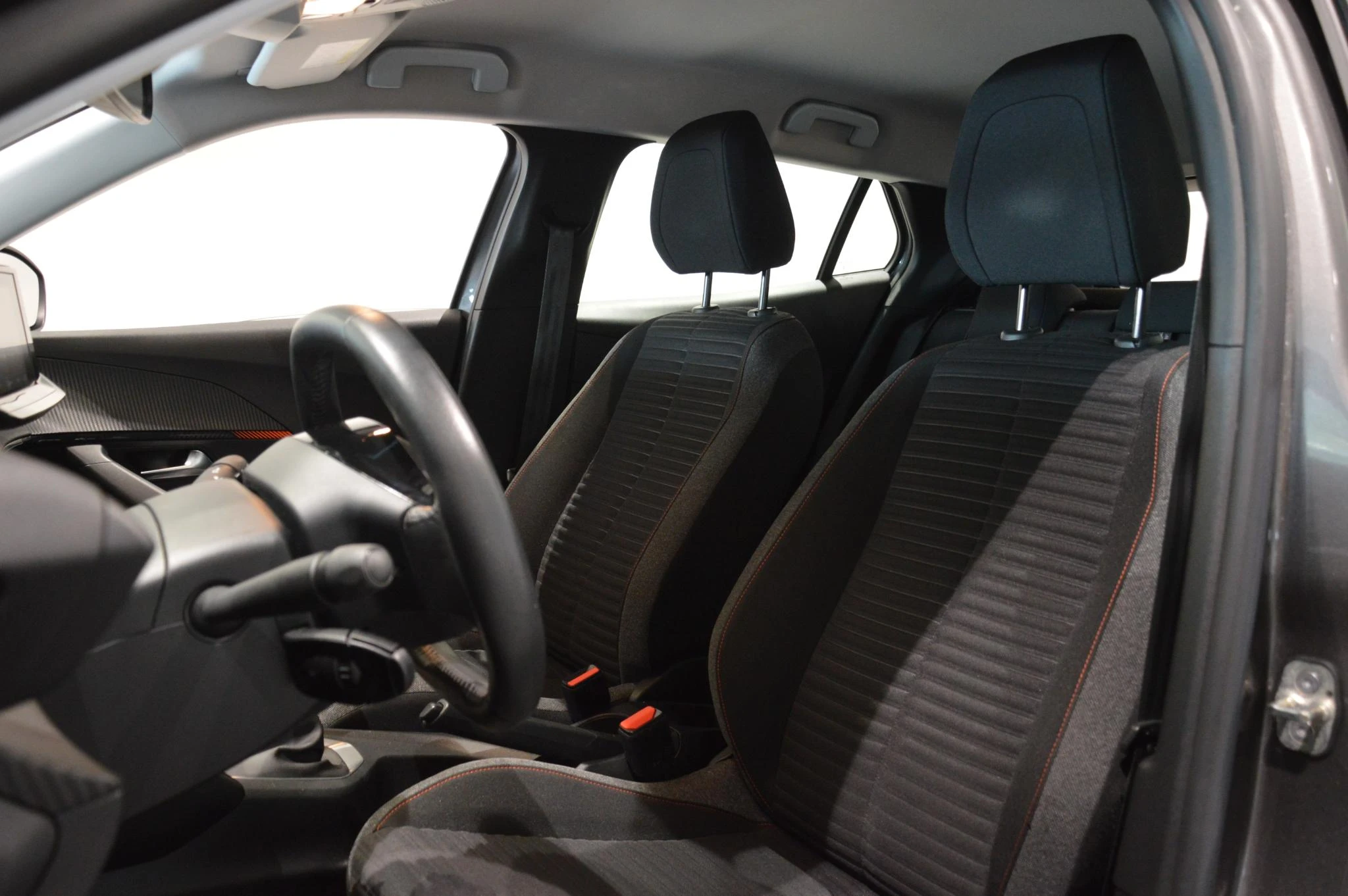 Peugeot-2008-image-8
