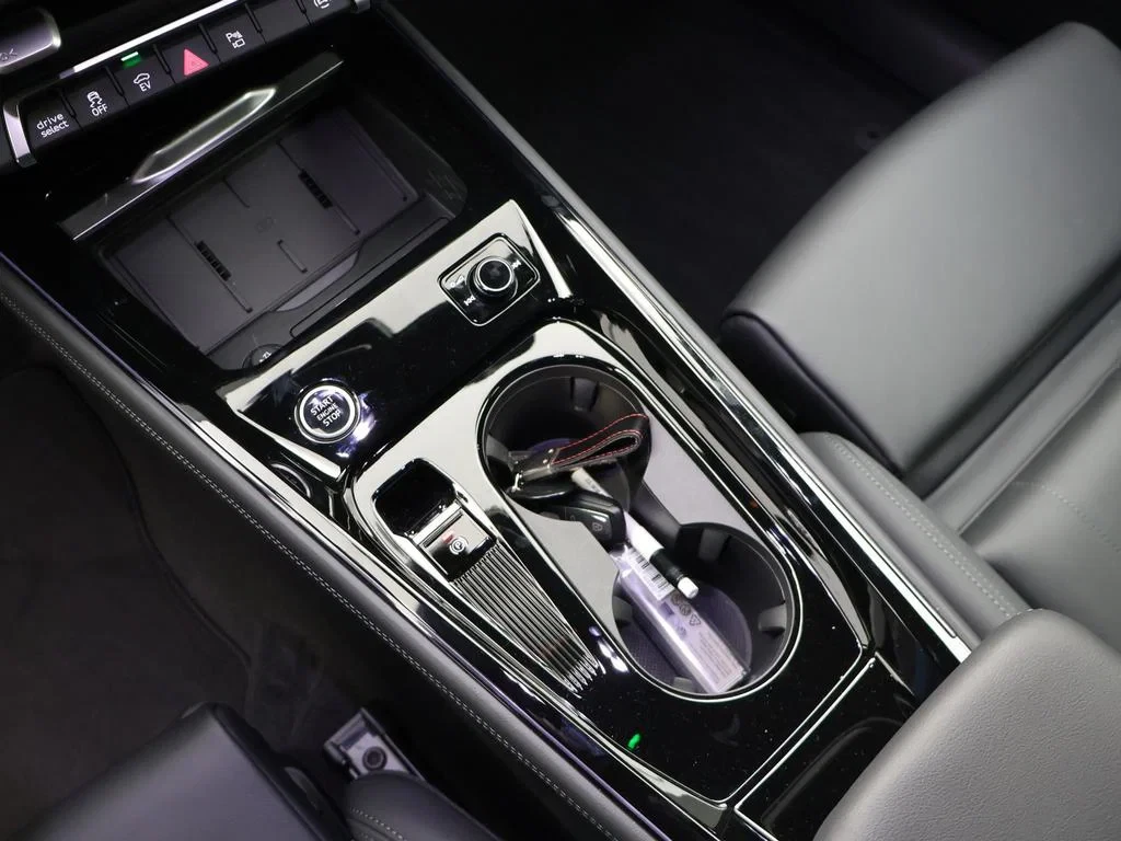 Audi-Q3-image-16
