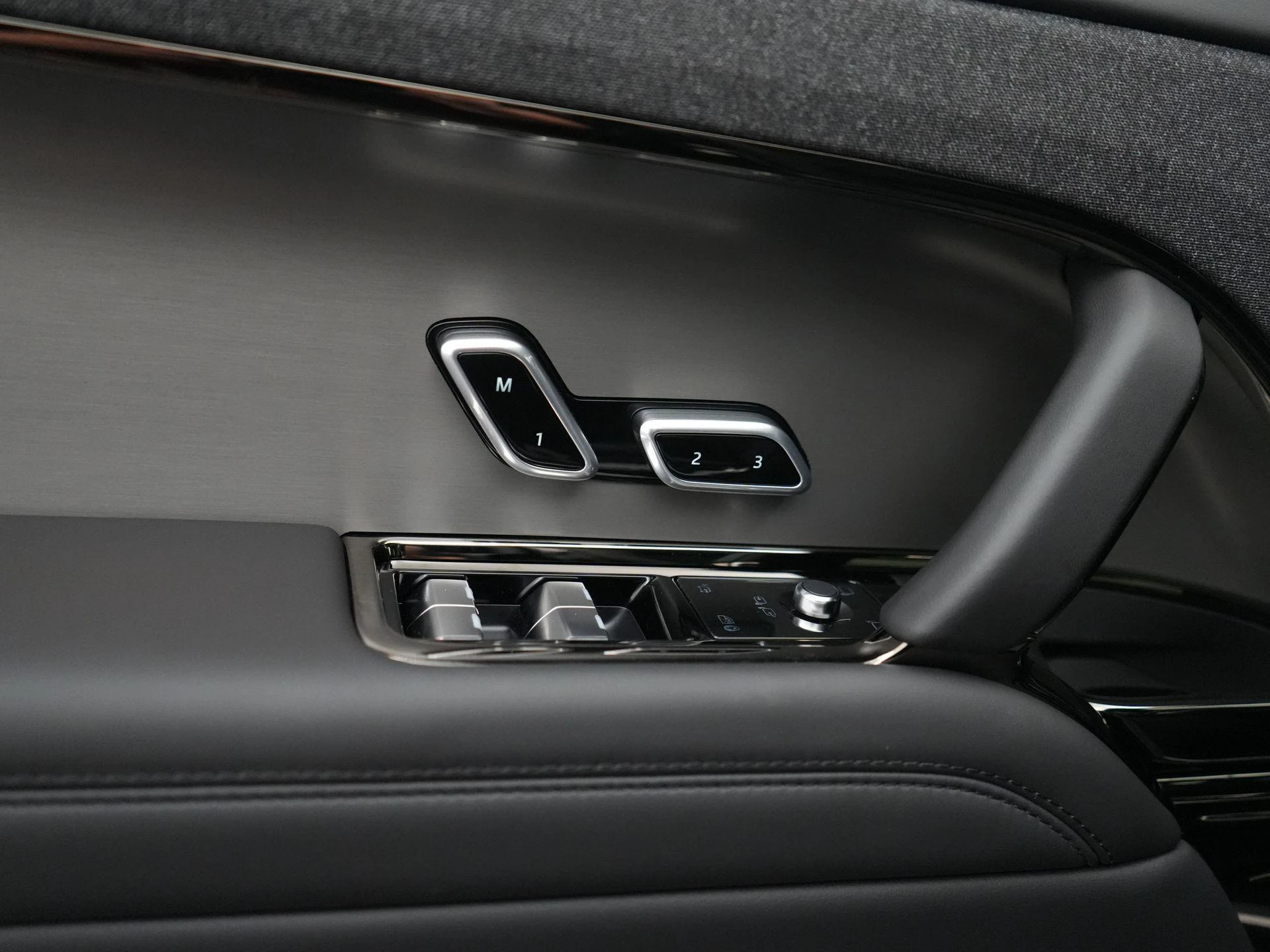 Land Rover-Range Rover Sport-image-33