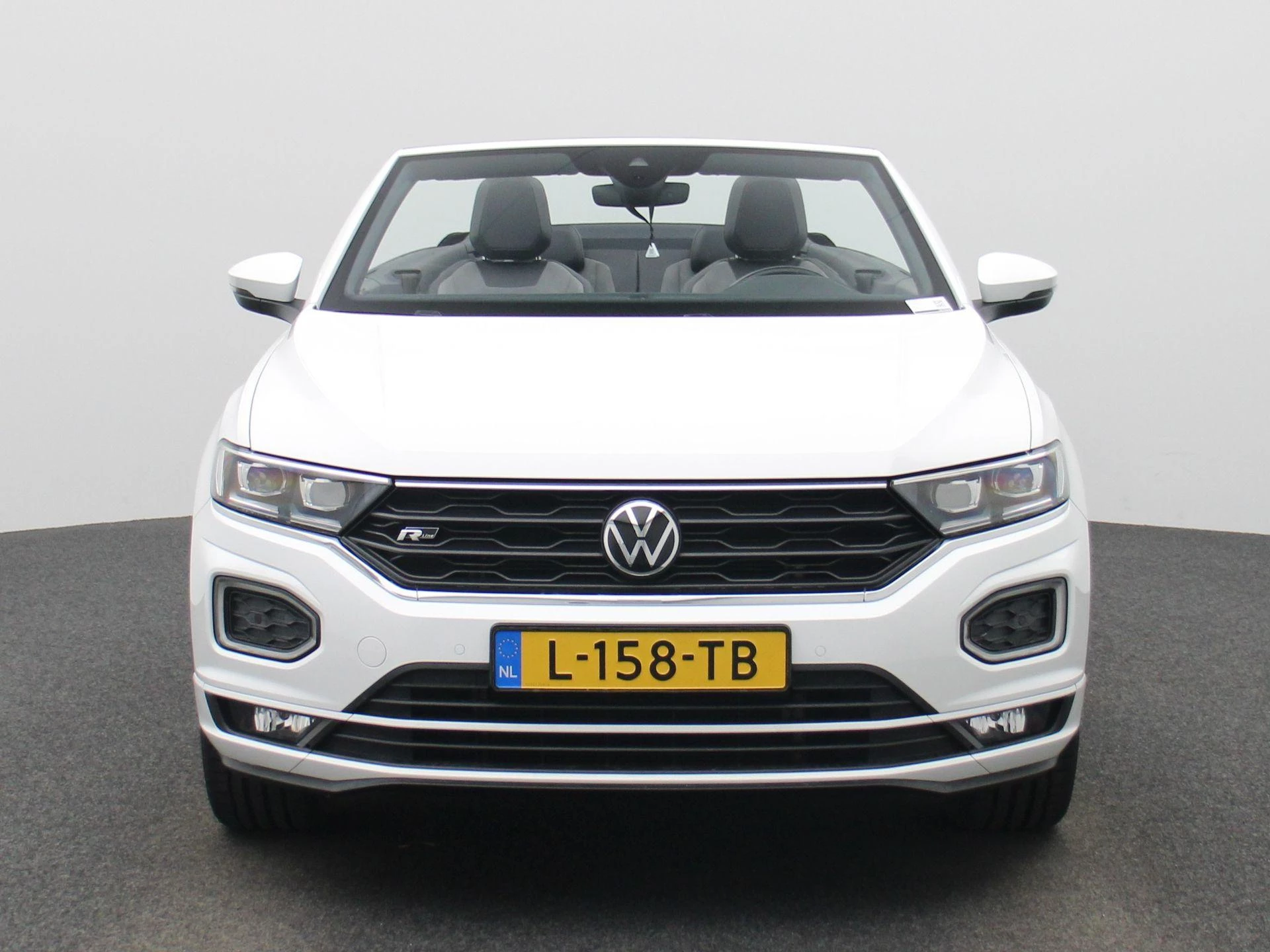 Volkswagen-T-Roc-image-3