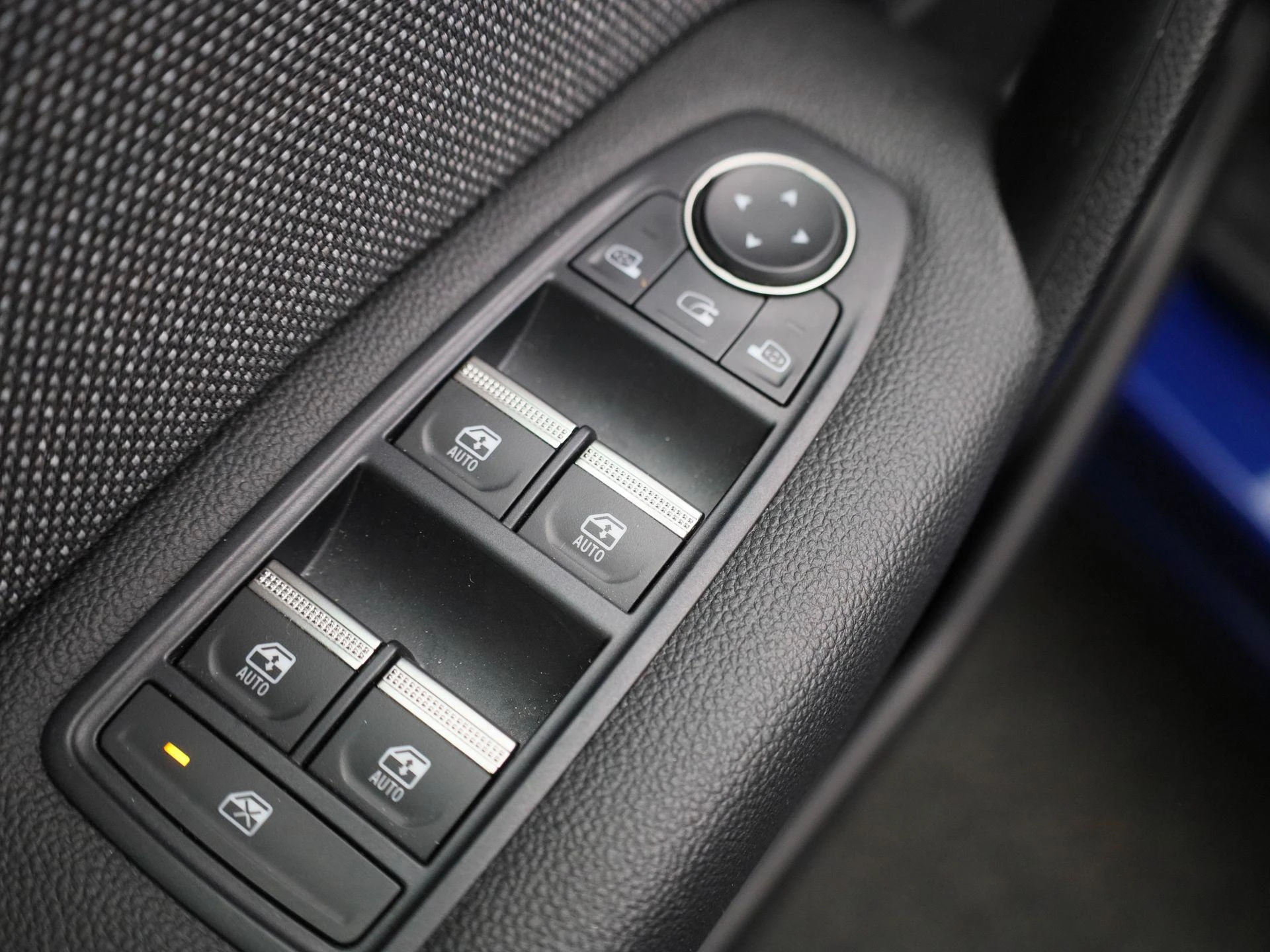 Renault-Captur-image-28
