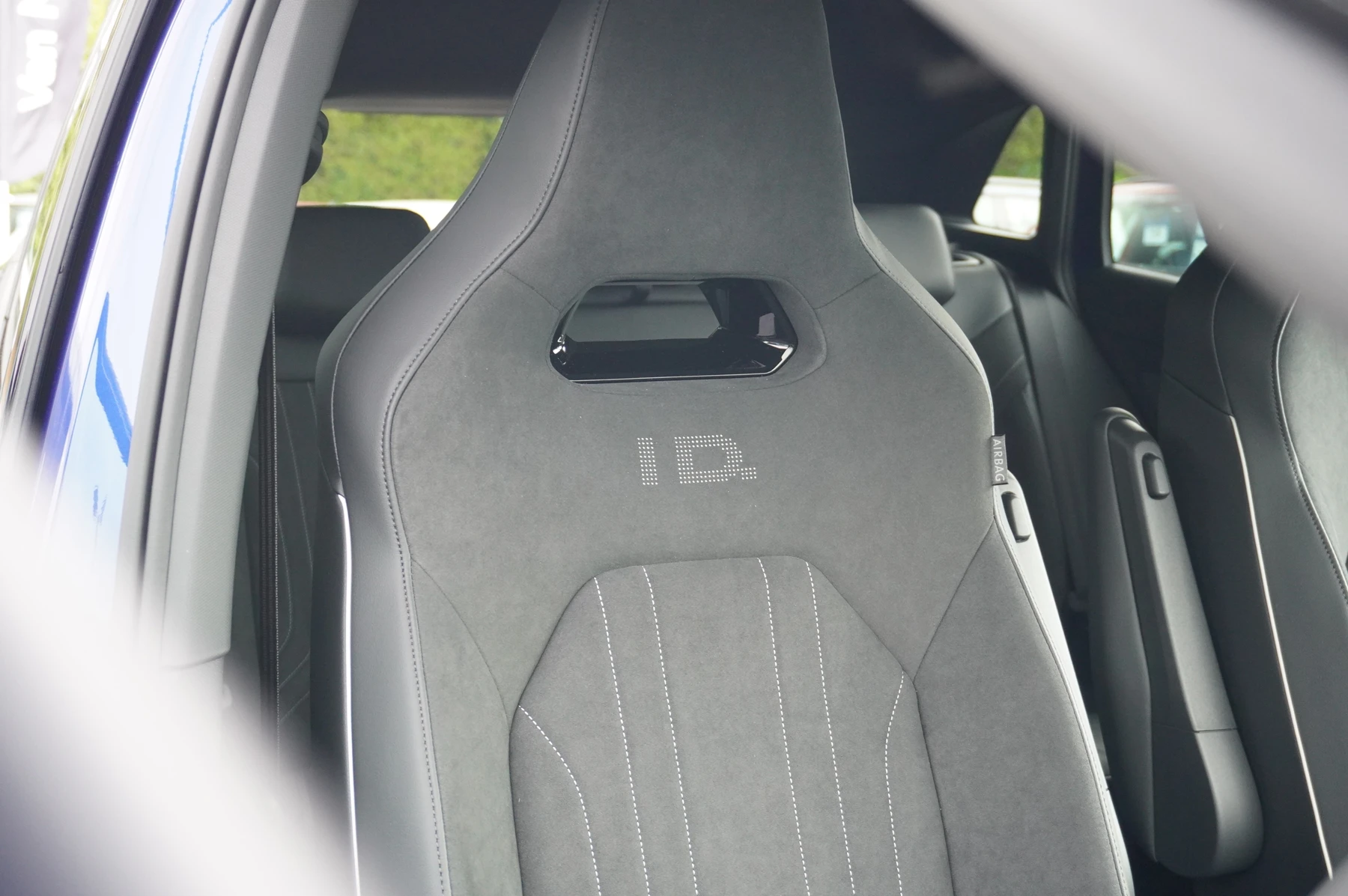 Volkswagen-ID.4-image-36