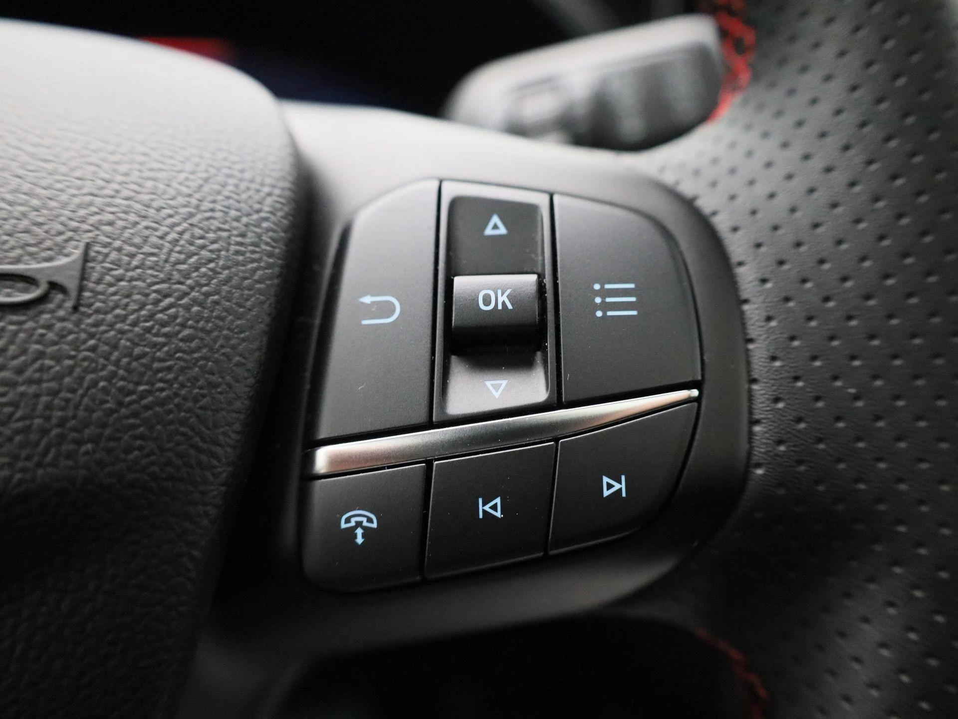Ford-Kuga-image-17