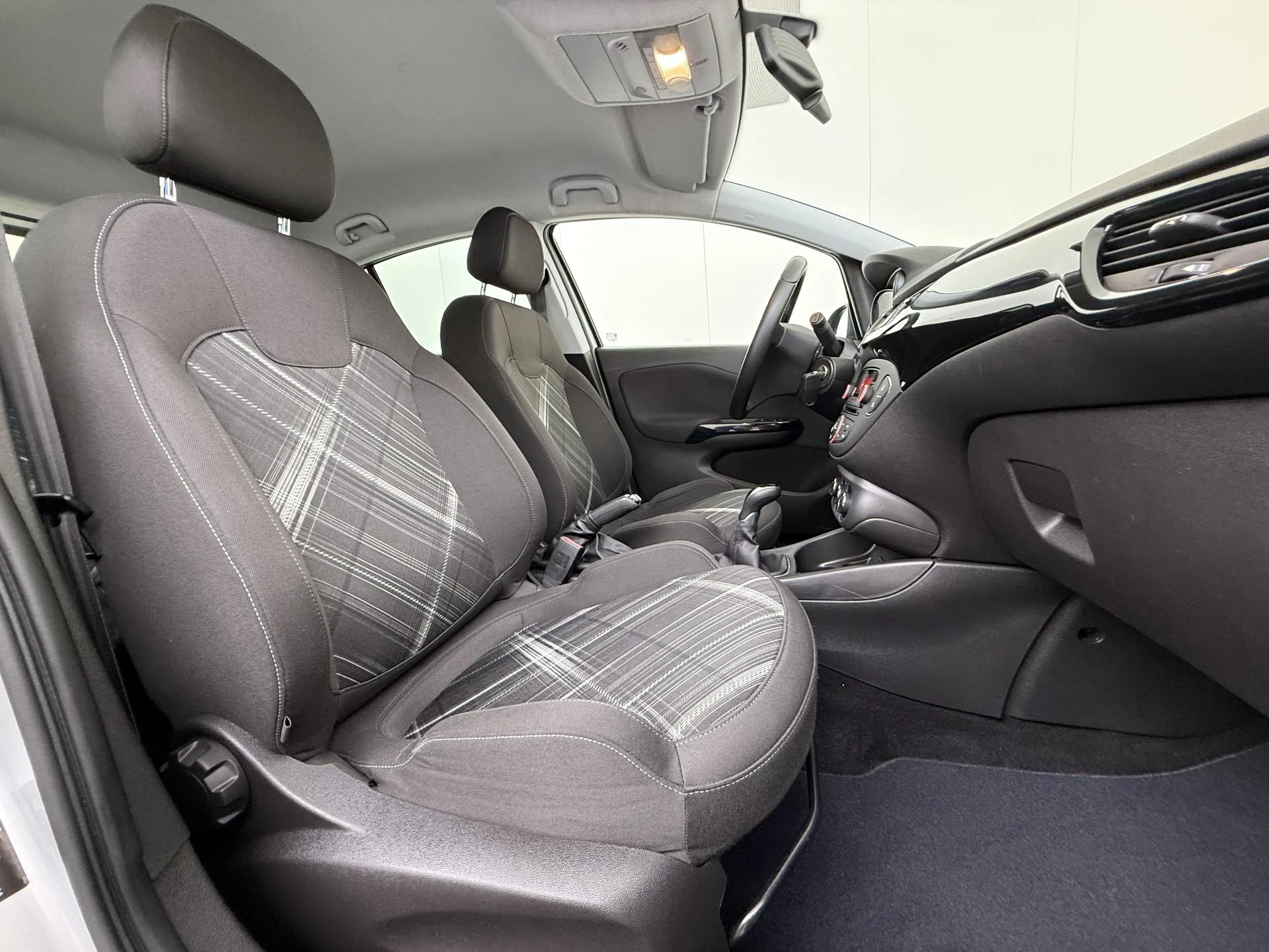 Opel-Corsa-image-28