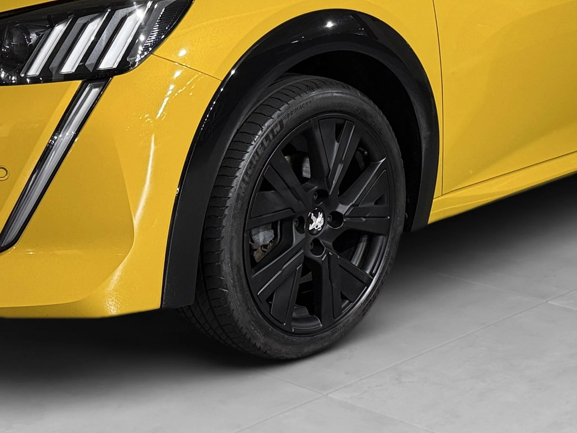 Peugeot-208-image-19