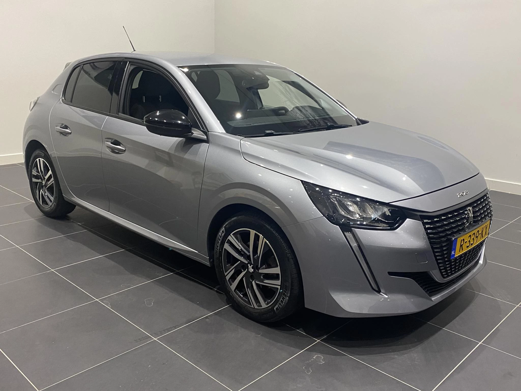 Peugeot-208-image-6