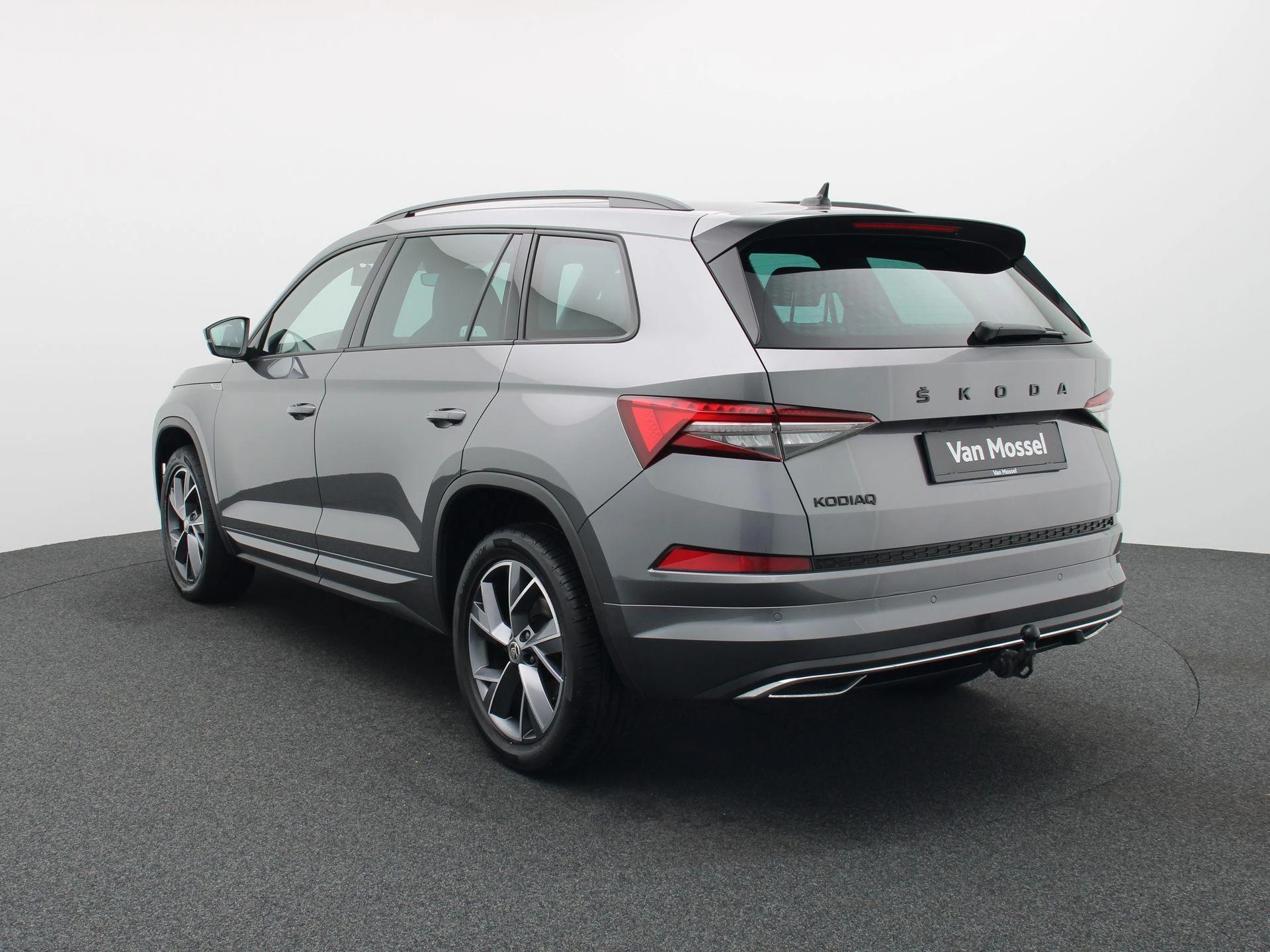 Škoda Kodiaq 1.5 TSI DSG Sportline + 5-ZIT + PANORAMISCH DAK + TREKHAAK +
