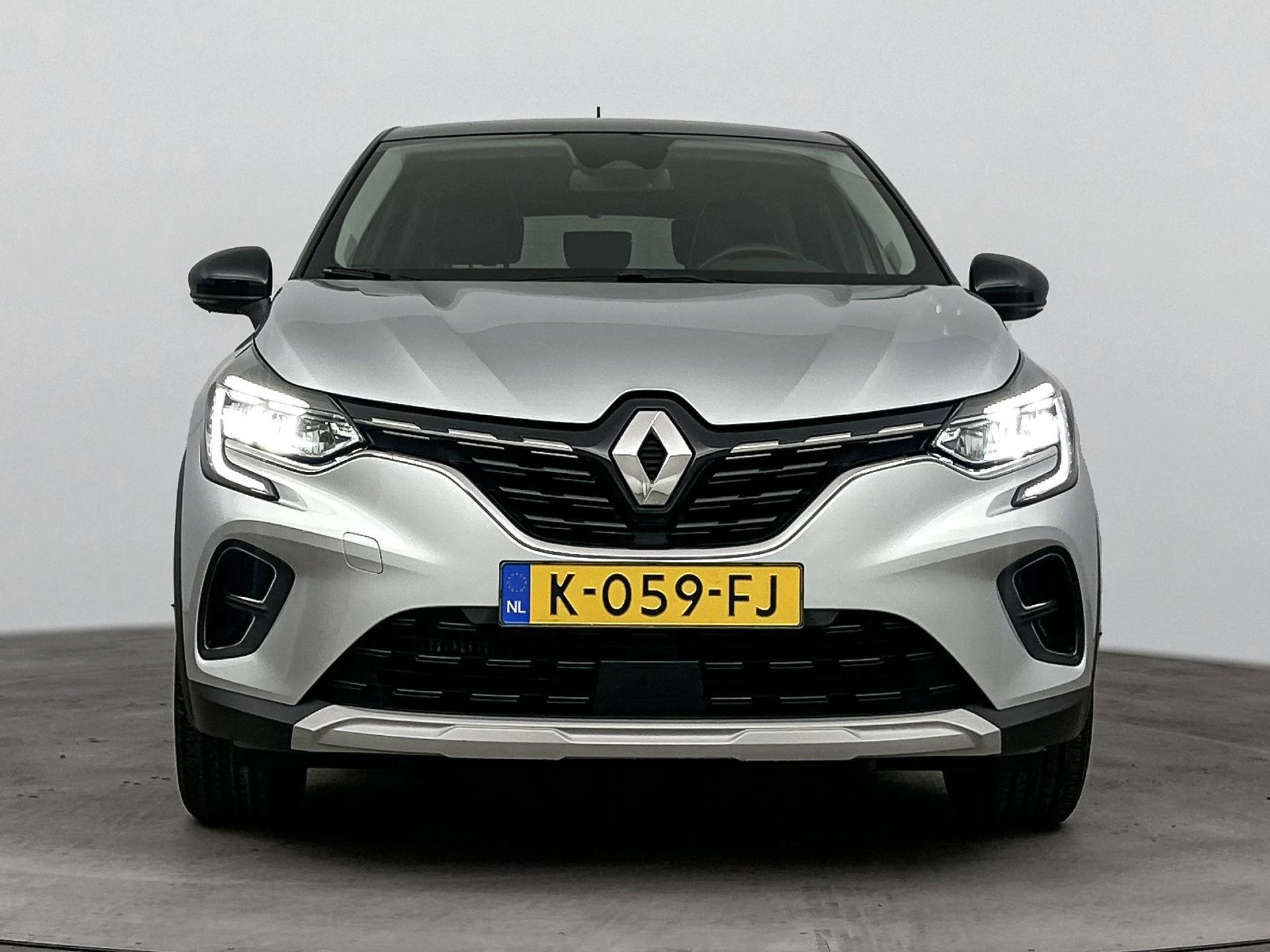 Renault-Captur-image-4