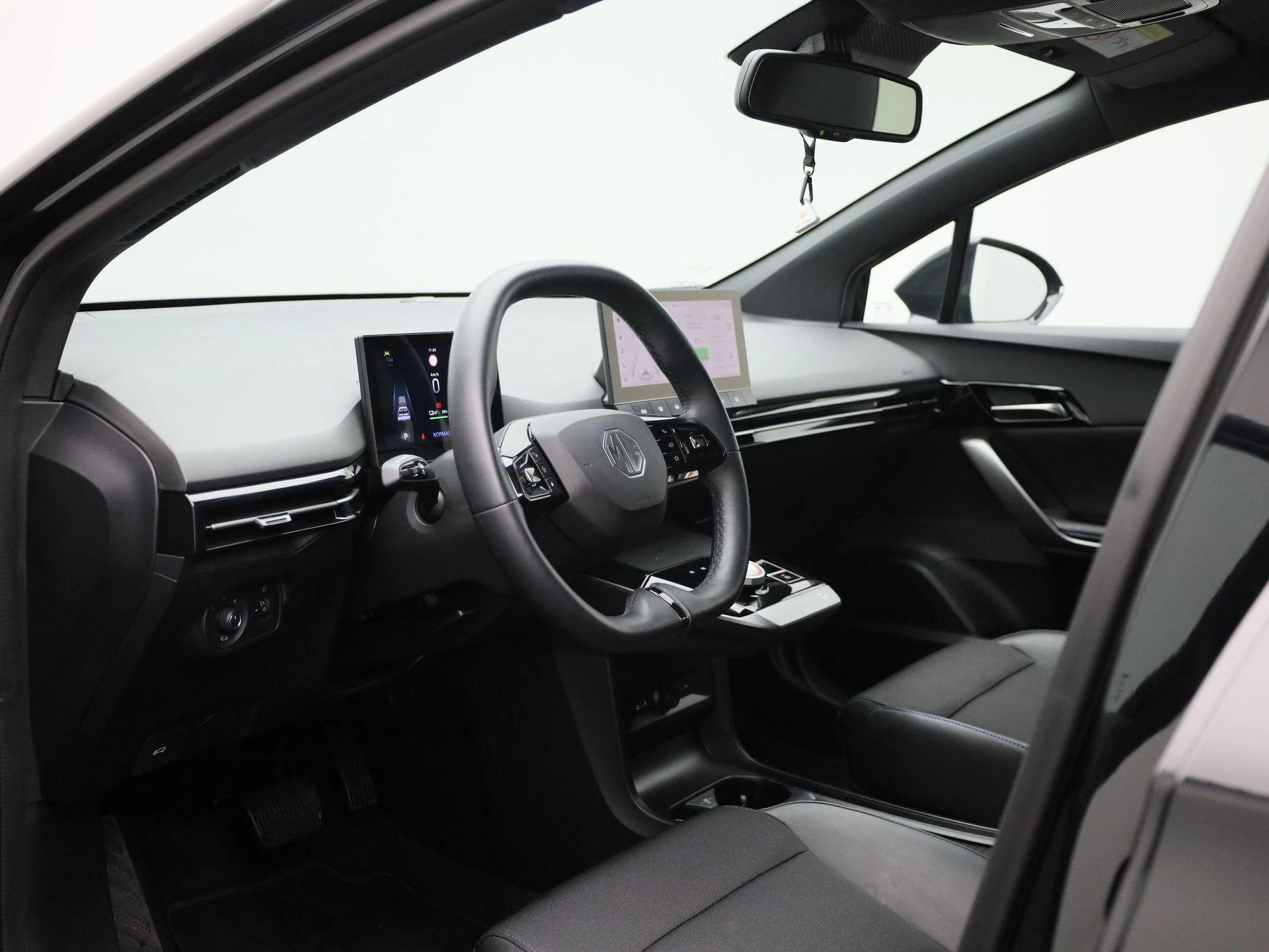 MG-MG4-image-25