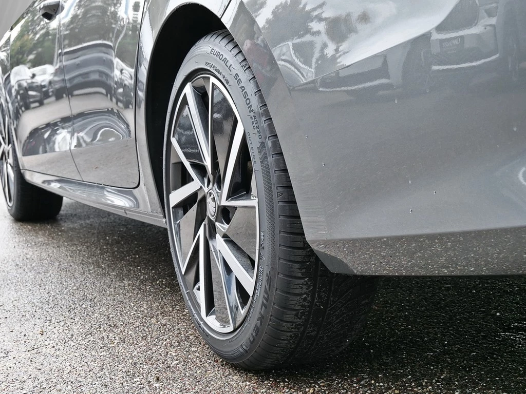 Škoda Octavia Combi 2.0 TDI Sportline *AHK*MATRIX*ACC*HuD*NAVI*