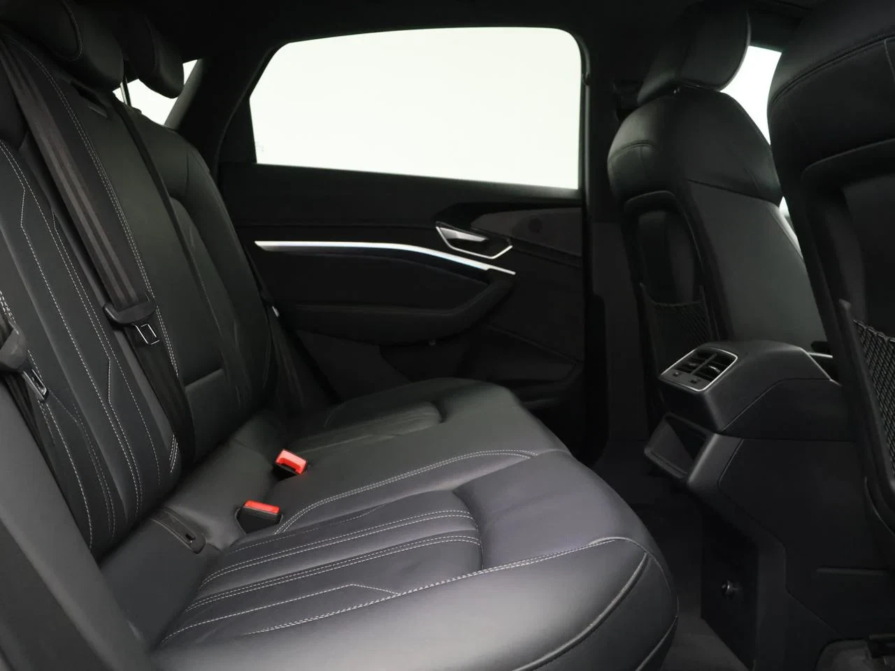 Audi-e-tron-image-4