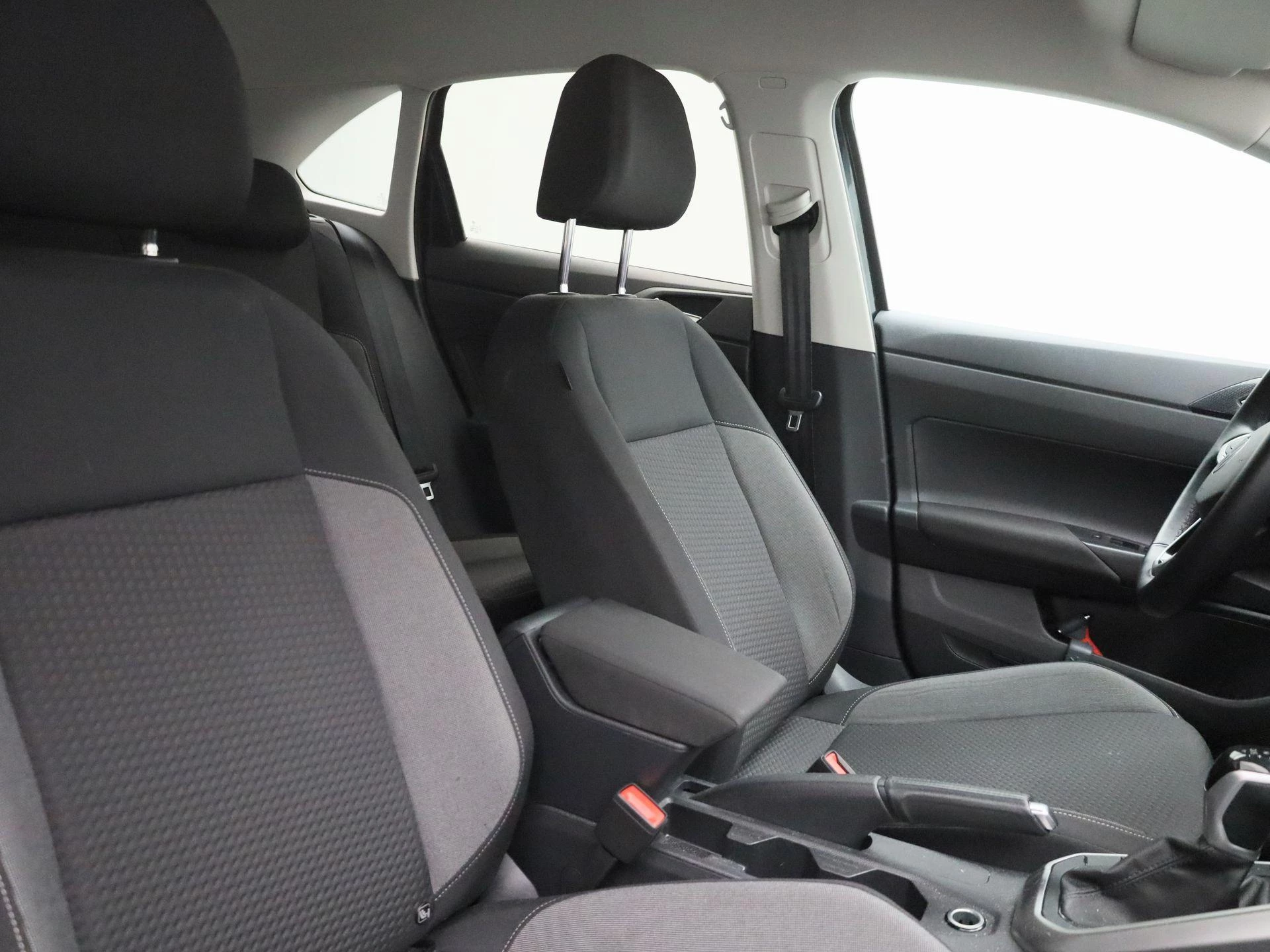 Volkswagen-Taigo-image-32