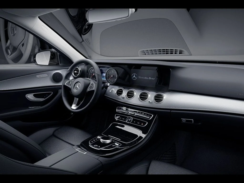 Mercedes-Benz-E-Klasse 200 d-image-11