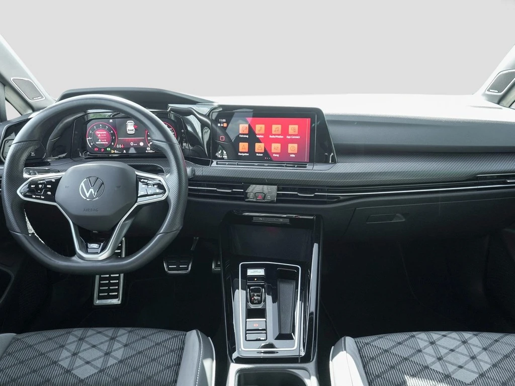 Volkswagen-Golf-image-11