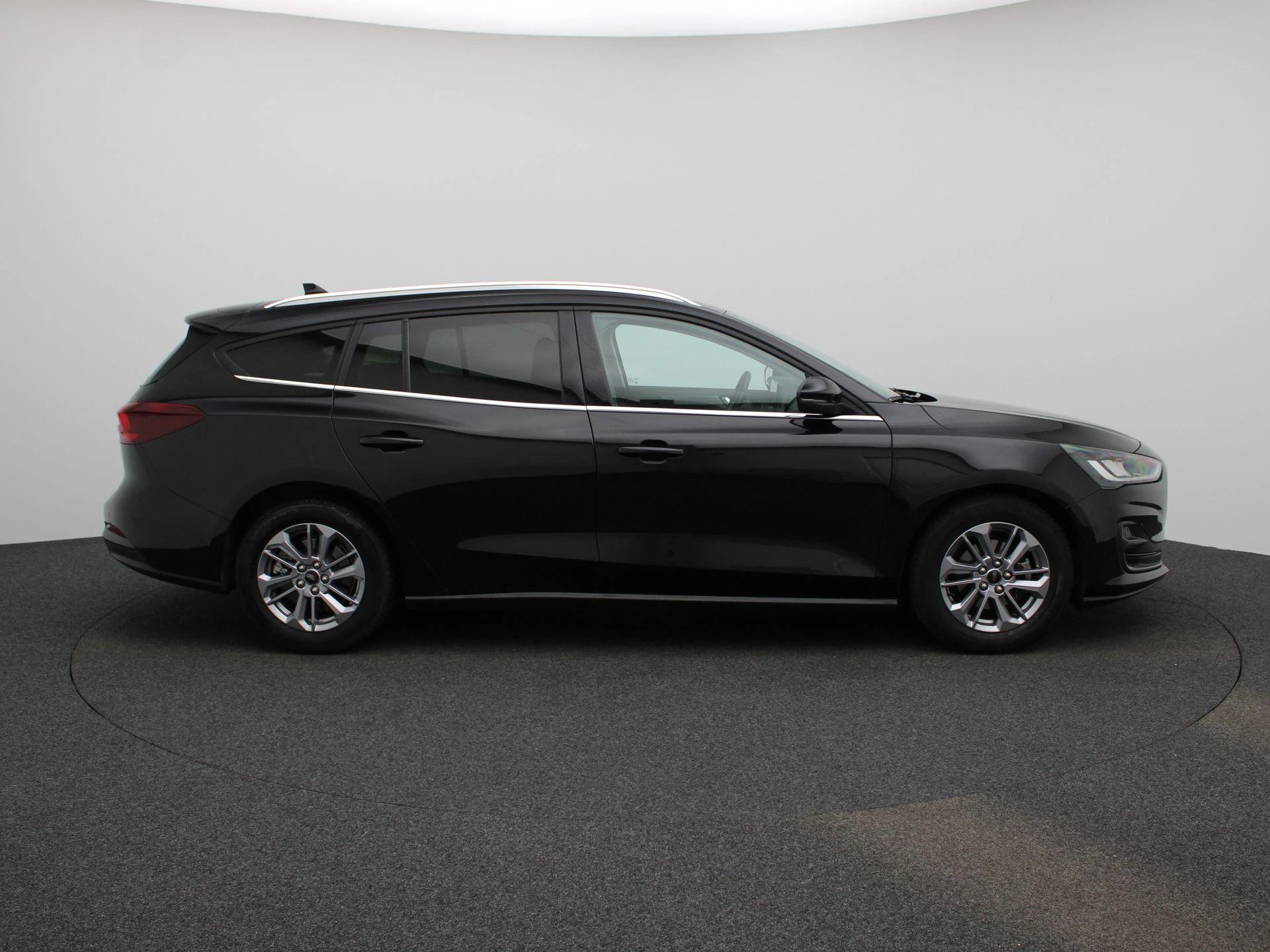 Ford-Focus-image-5