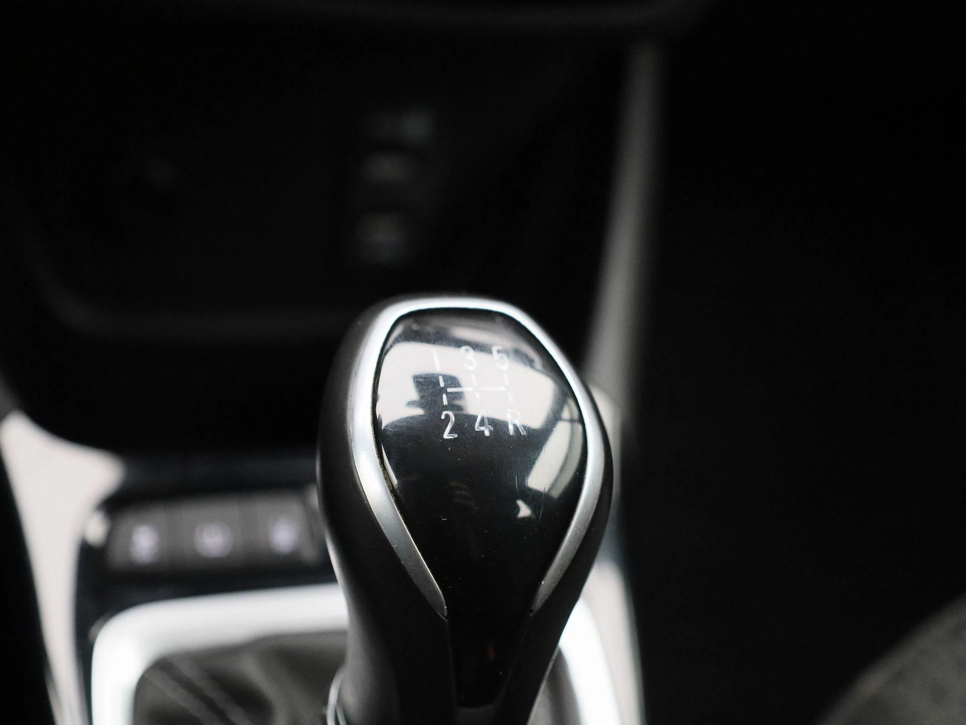 Opel-Crossland X-image-21