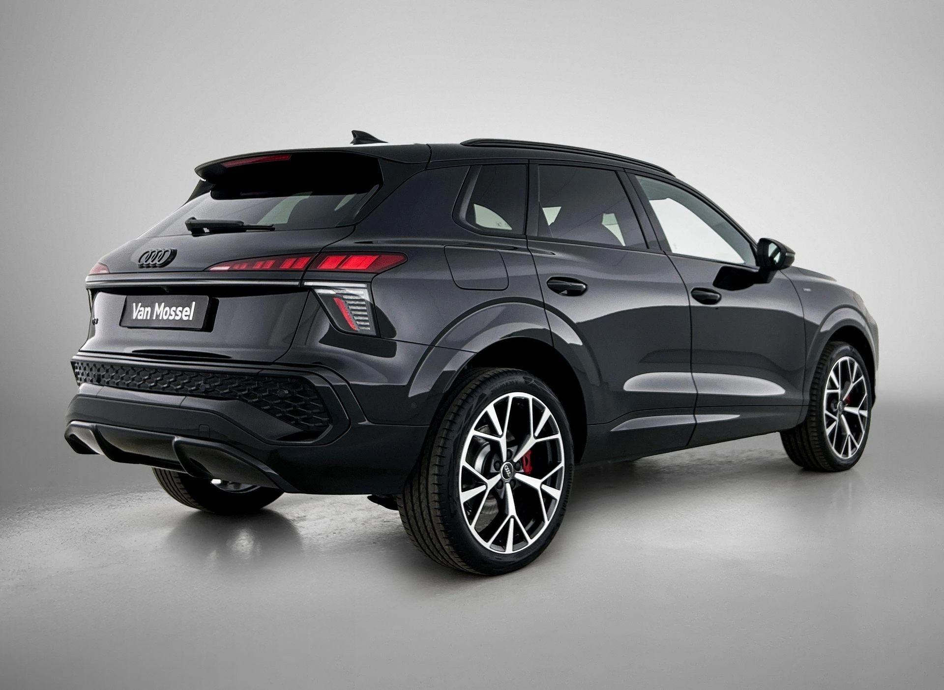 Audi-Q3-image-3