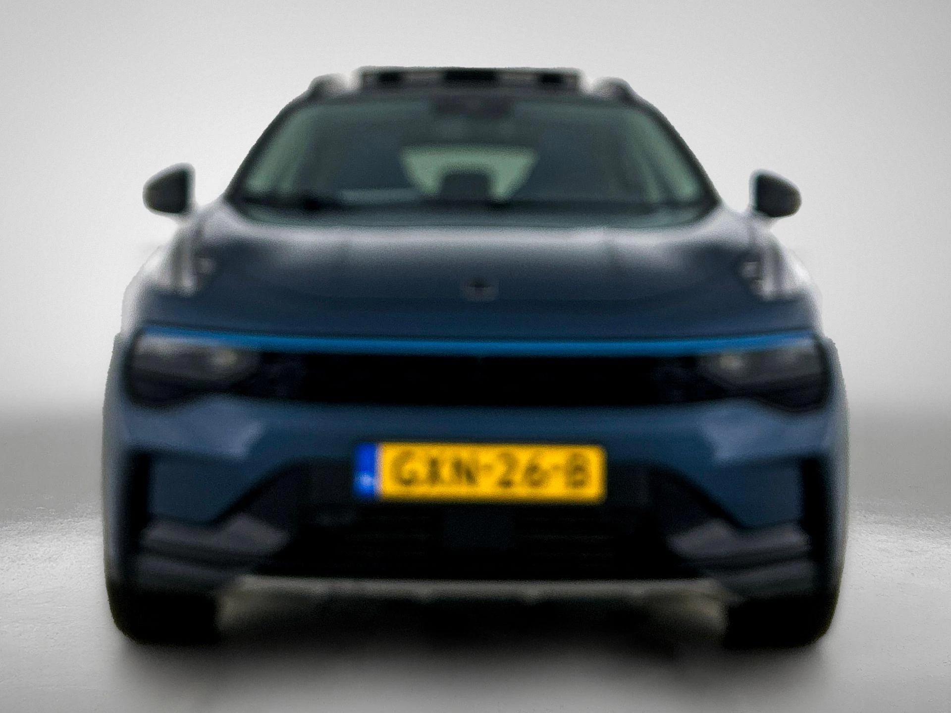 Lynk & Co-01-image-4