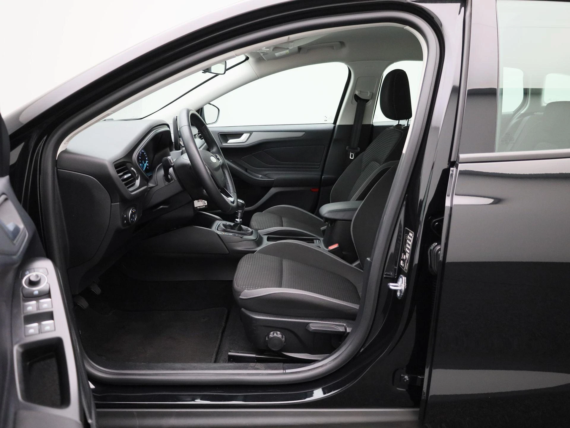 Ford-Focus-image-8