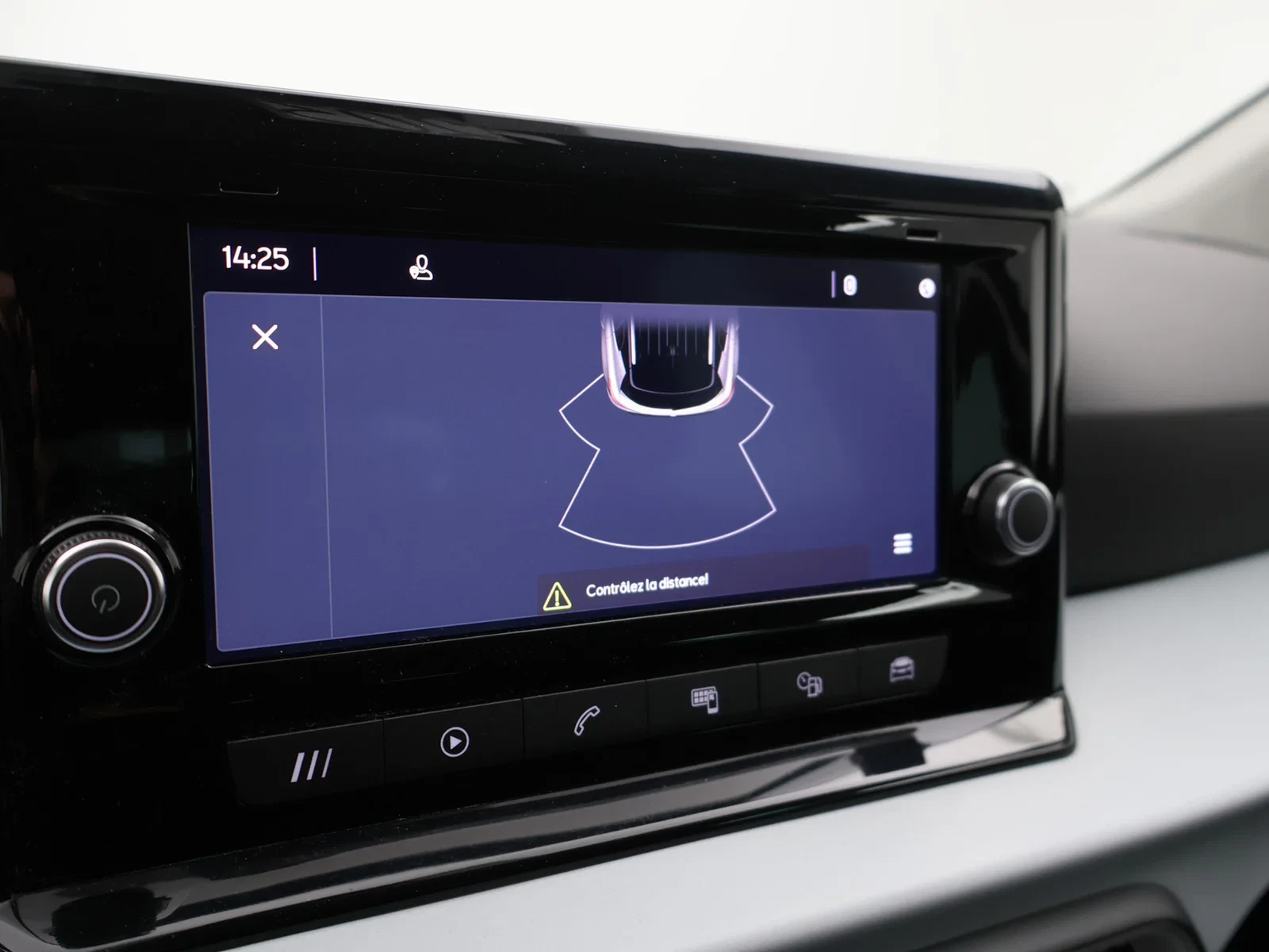 SEAT-Arona-image-15