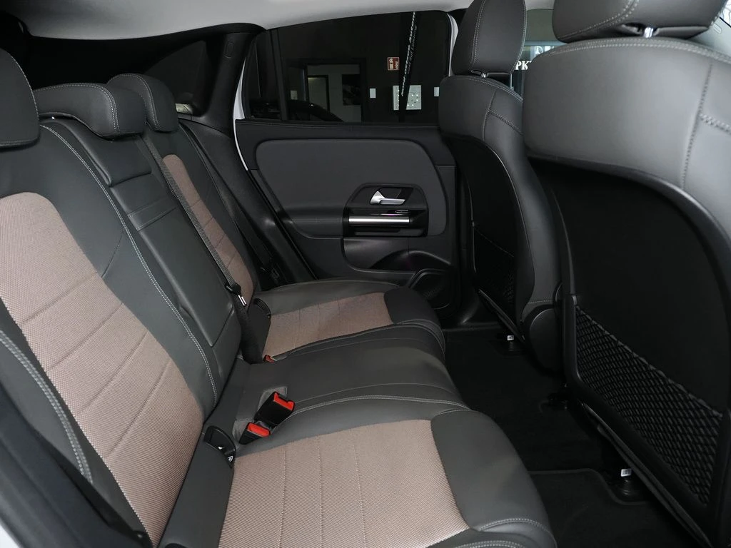 Mercedes-Benz-EQA 250+-image-13