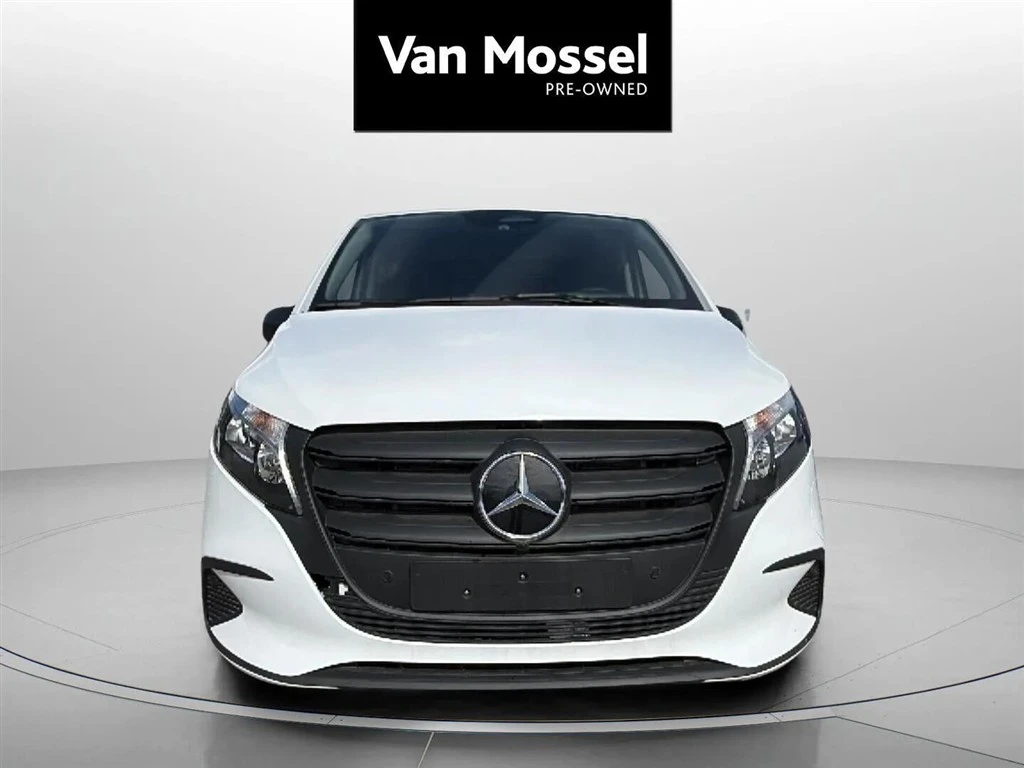 Mercedes-Benz-eVito-image-7