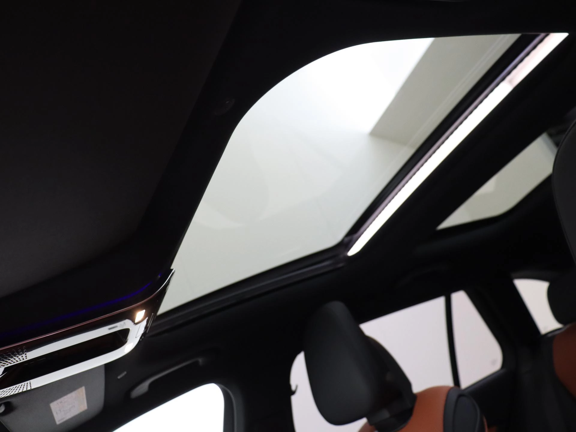 Mercedes-Benz-C-Klasse-image-27