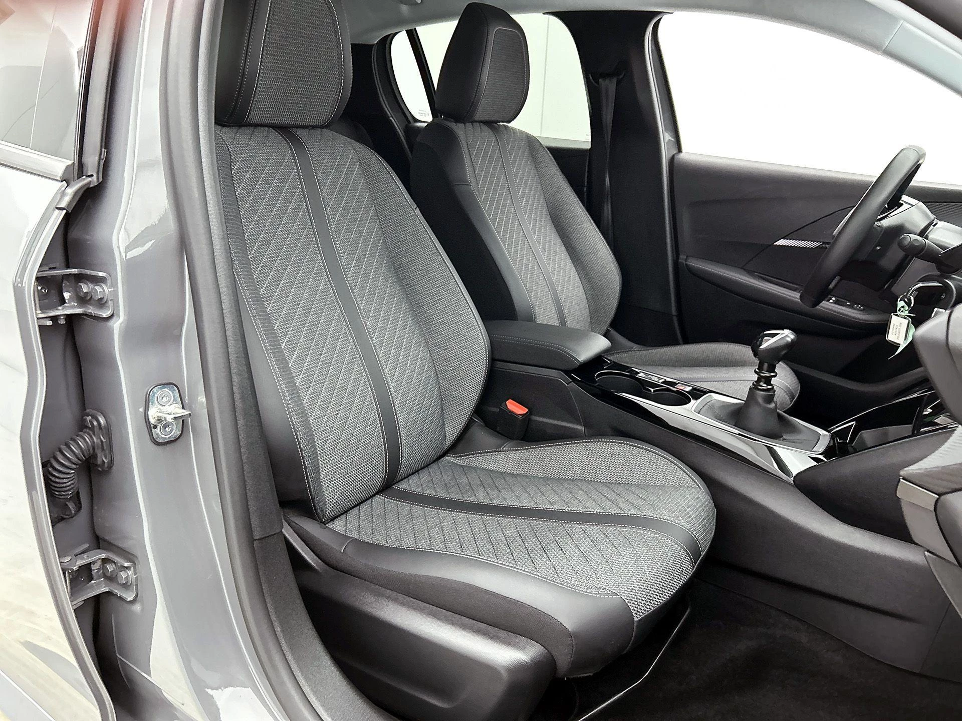 Peugeot 208 1.2 100 Allure