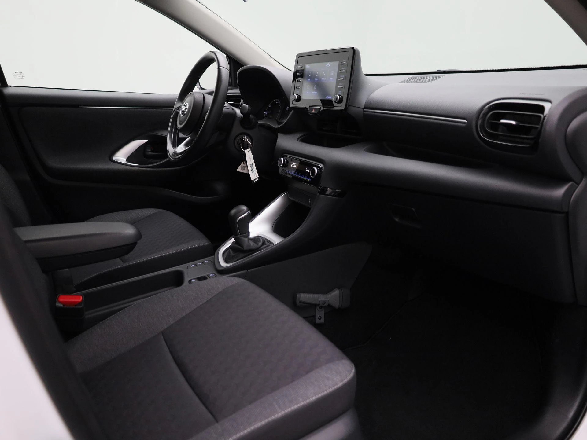 Toyota-Yaris-image-29