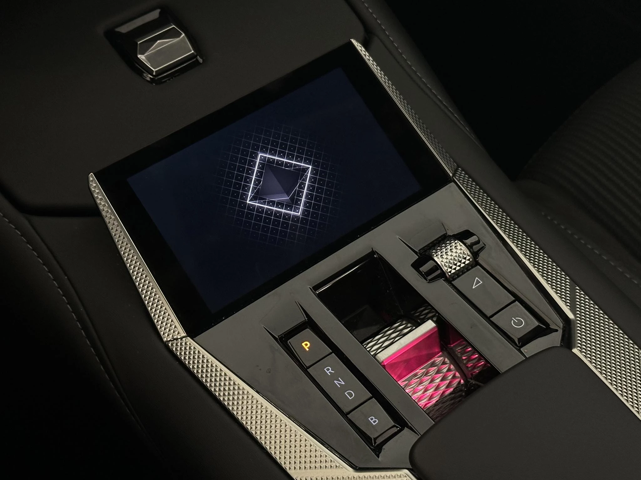 DS-DS 4-image-19