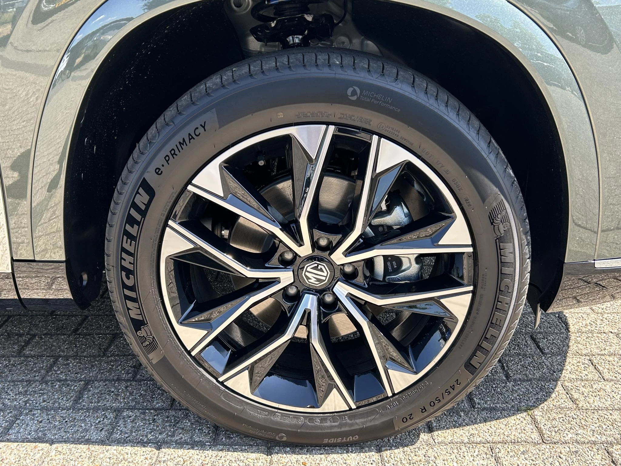 MG MGS9 1.5 Premium Plug-in Hybrid