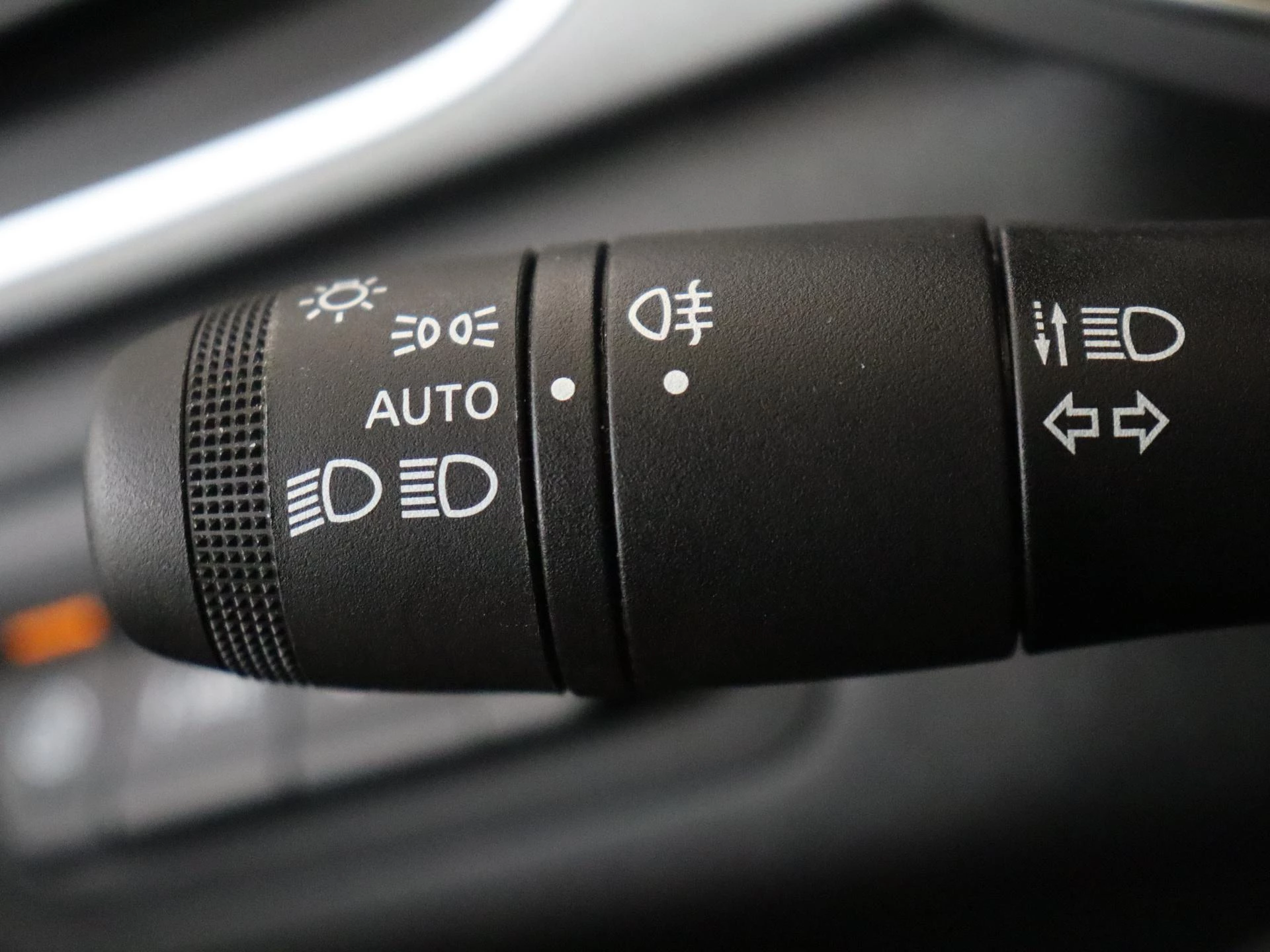 Renault Captur 1.8 E-Tech full hybrid 160 techno