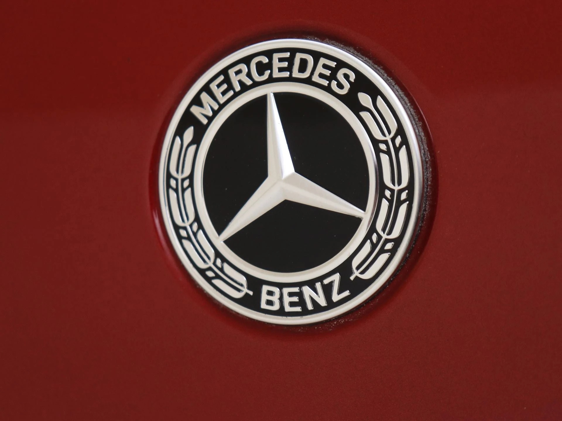 Mercedes-Benz-GLC-image-28