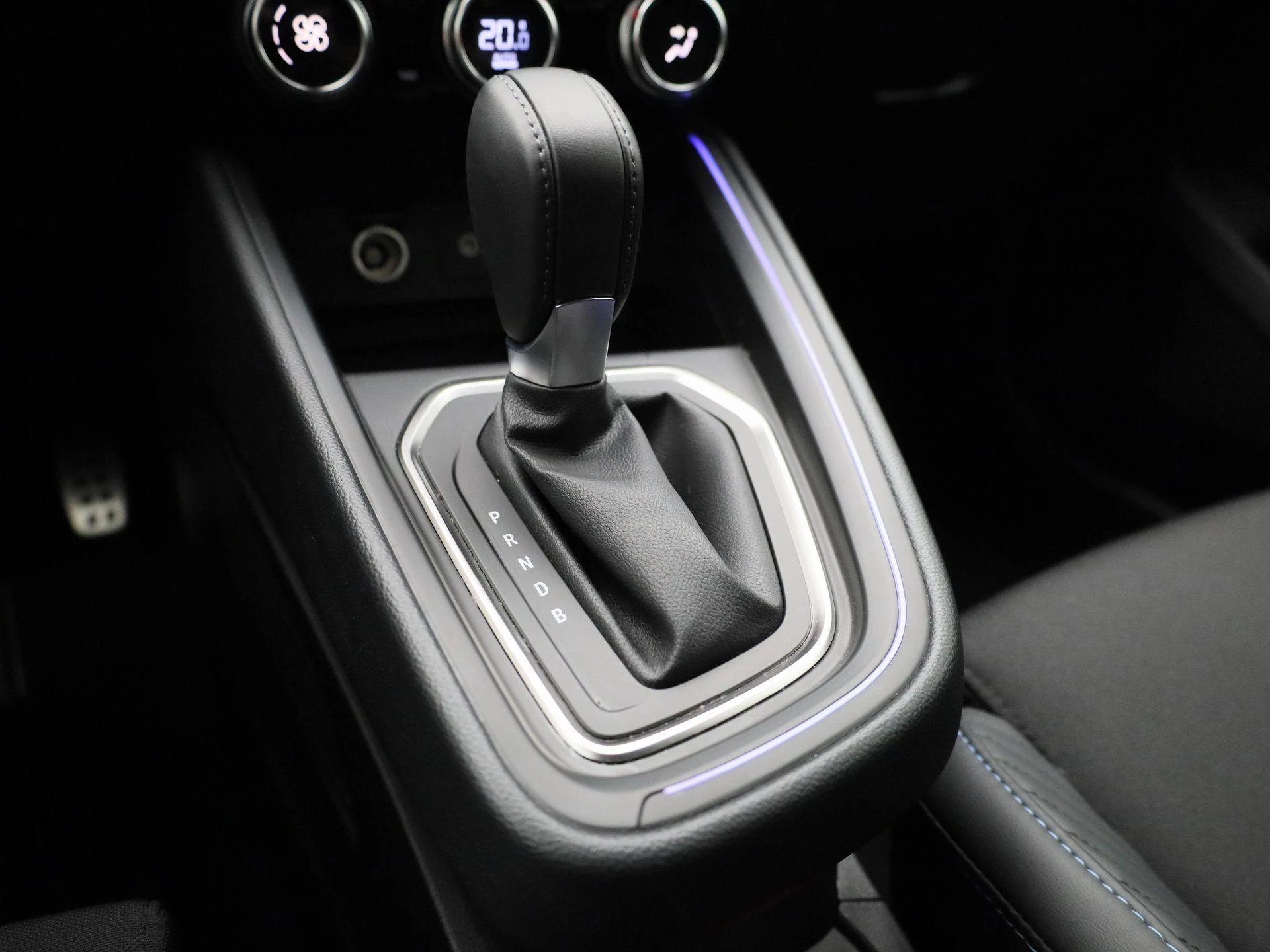 Renault-Clio-image-25