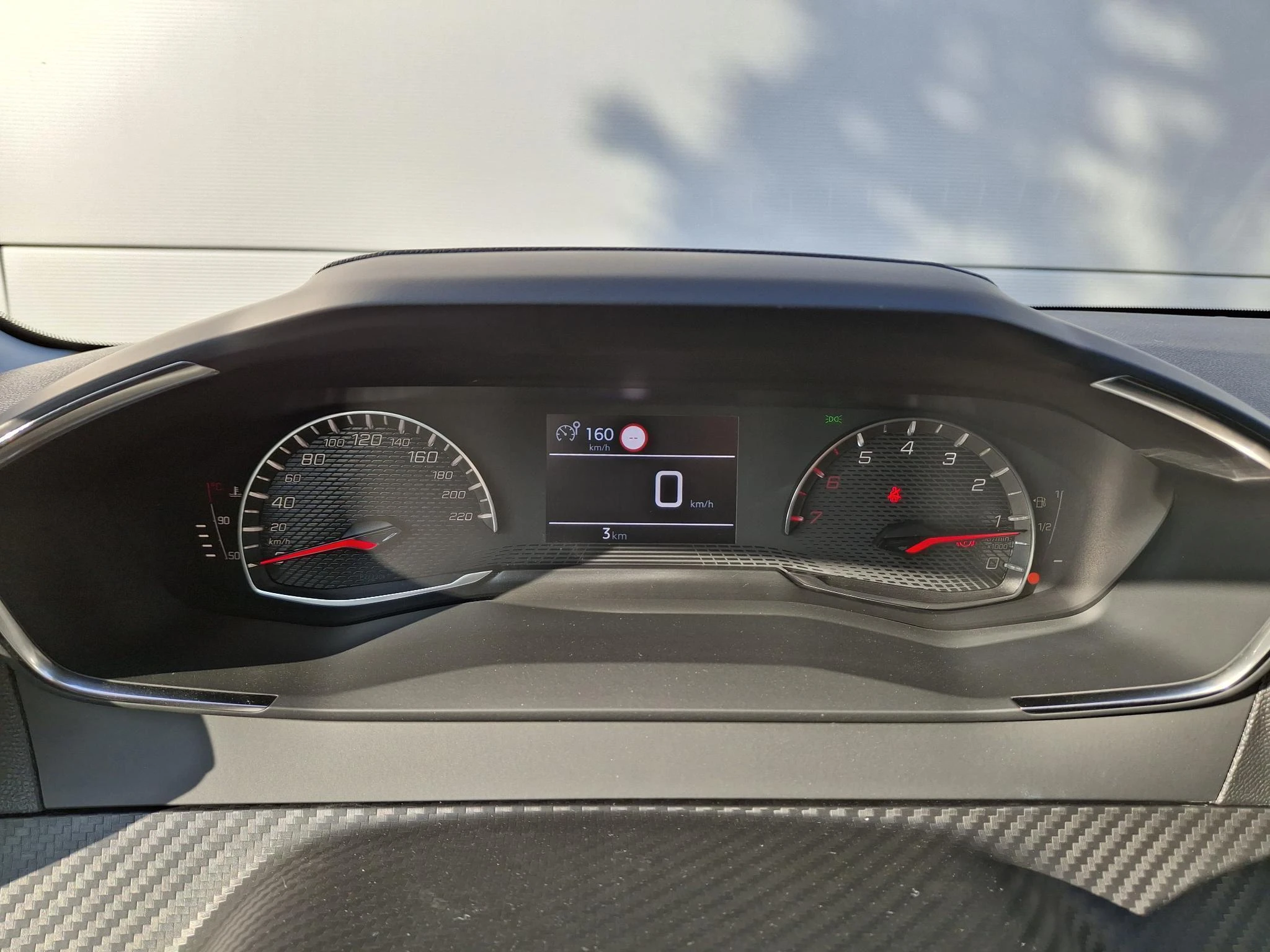 Peugeot-208-image-19