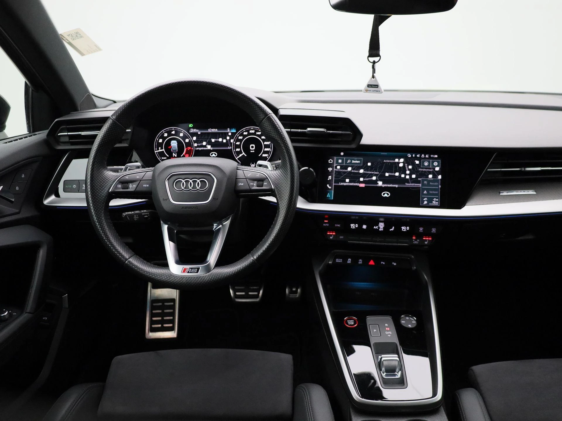 Audi-RS3-image-6