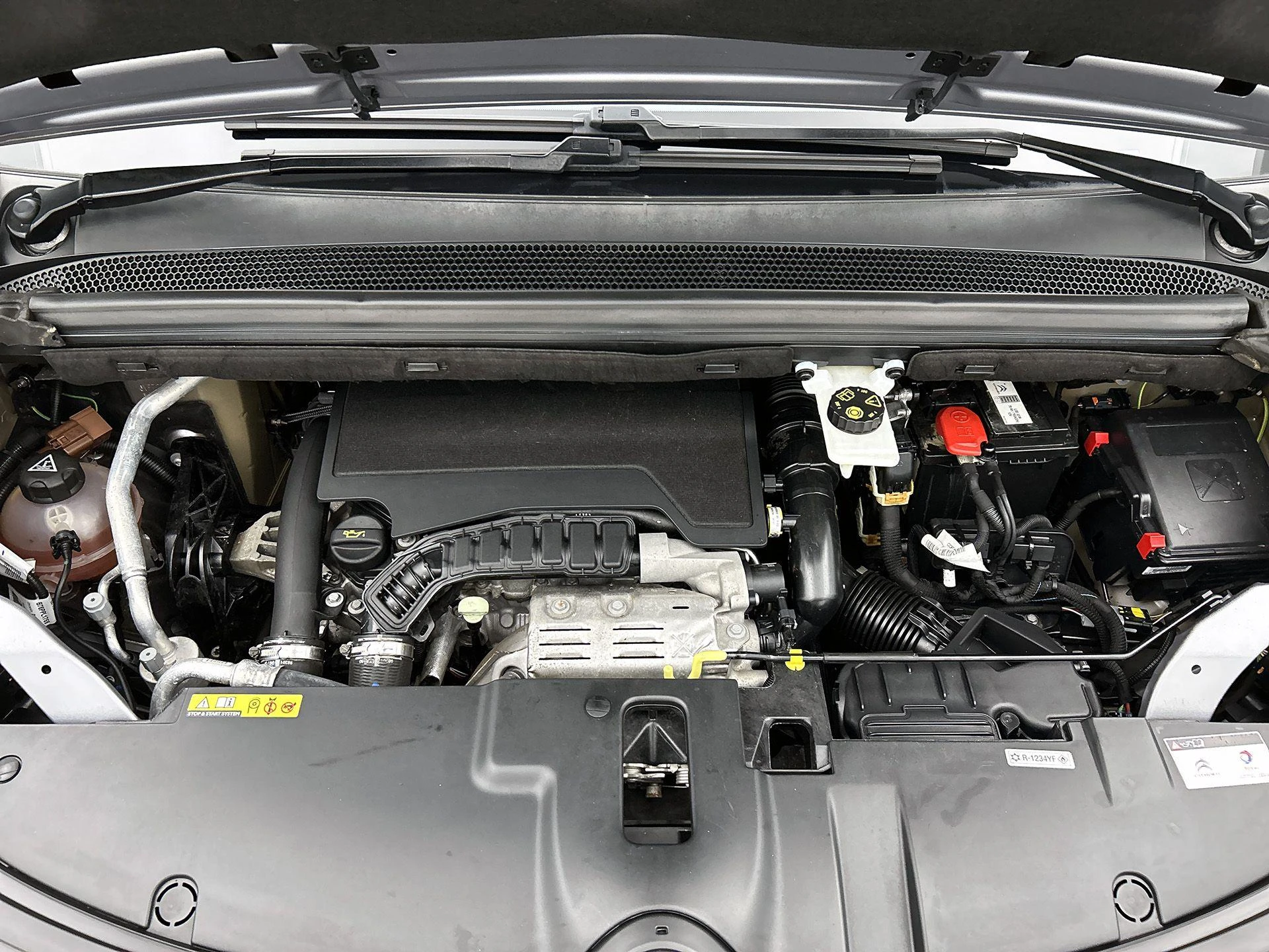 Citroën-C4 Spacetourer-image-9
