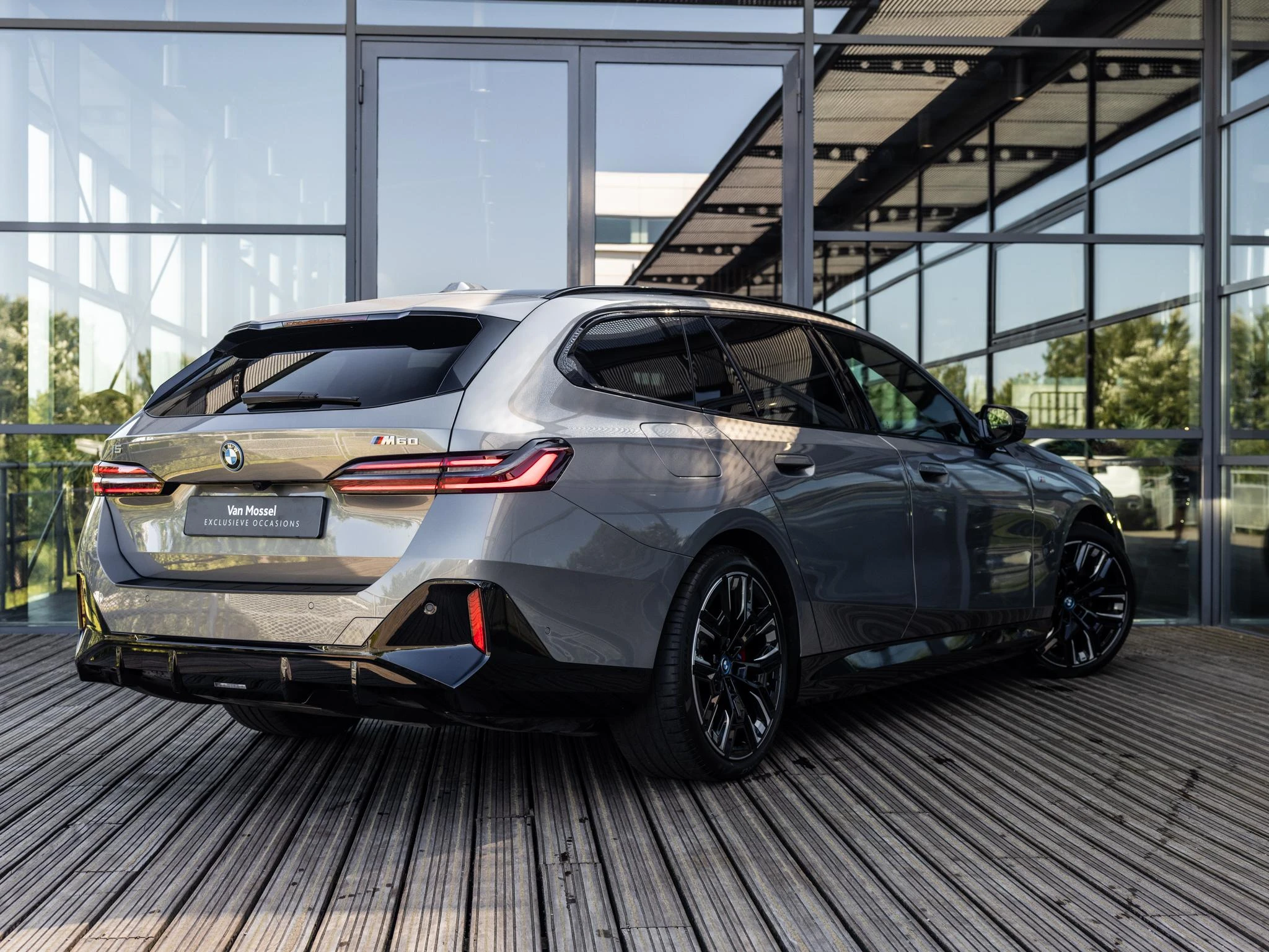 BMW i5 Touring M60 xDrive 84 kWh