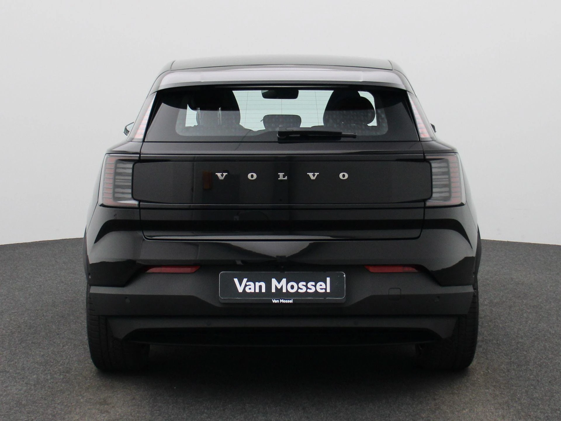 Volvo-EX30-image-4