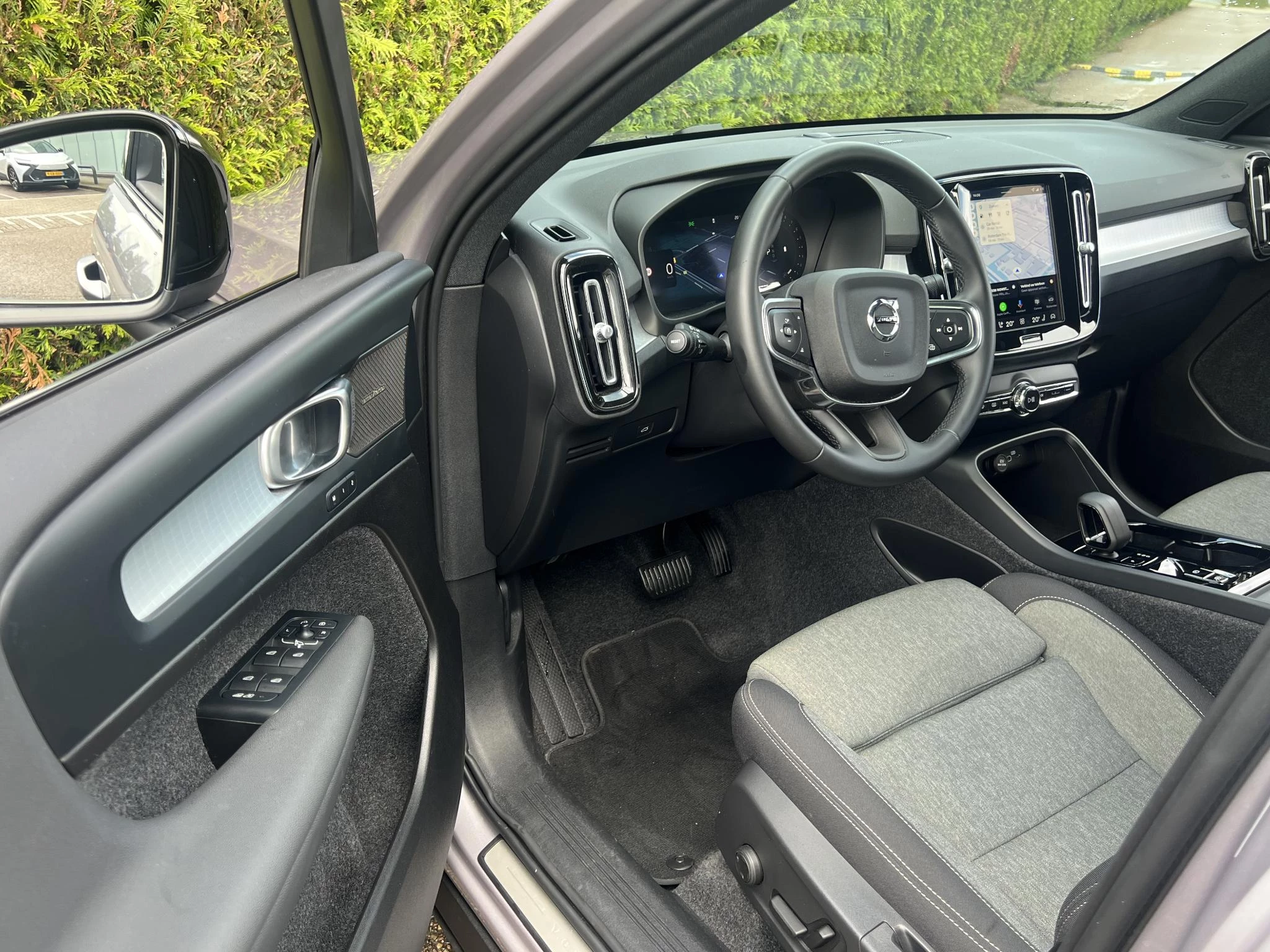 Volvo XC40 B4 Plus Dark Harman Kardon Trekhaak Aut.